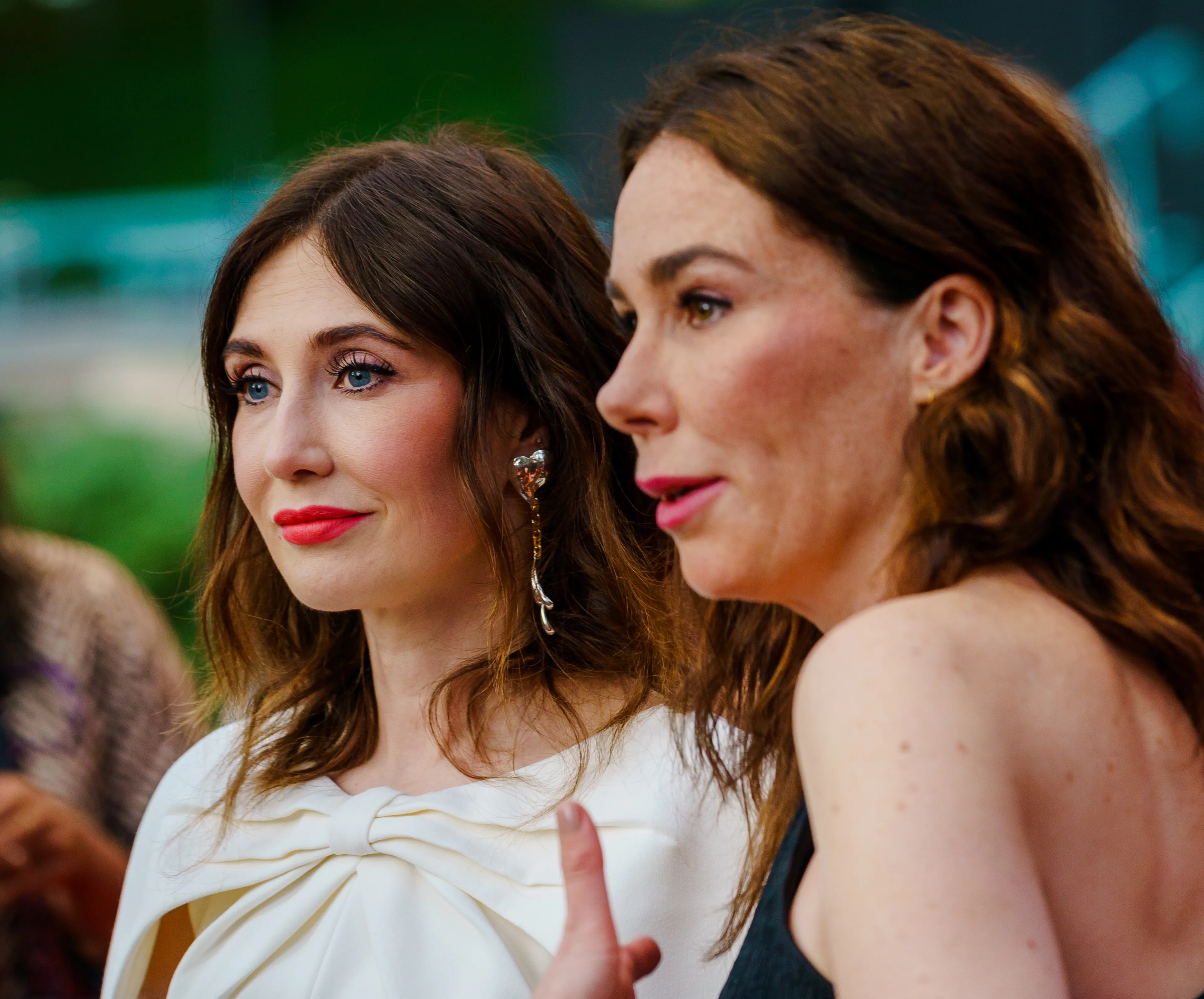 Carice en Halina luiden de noodklok