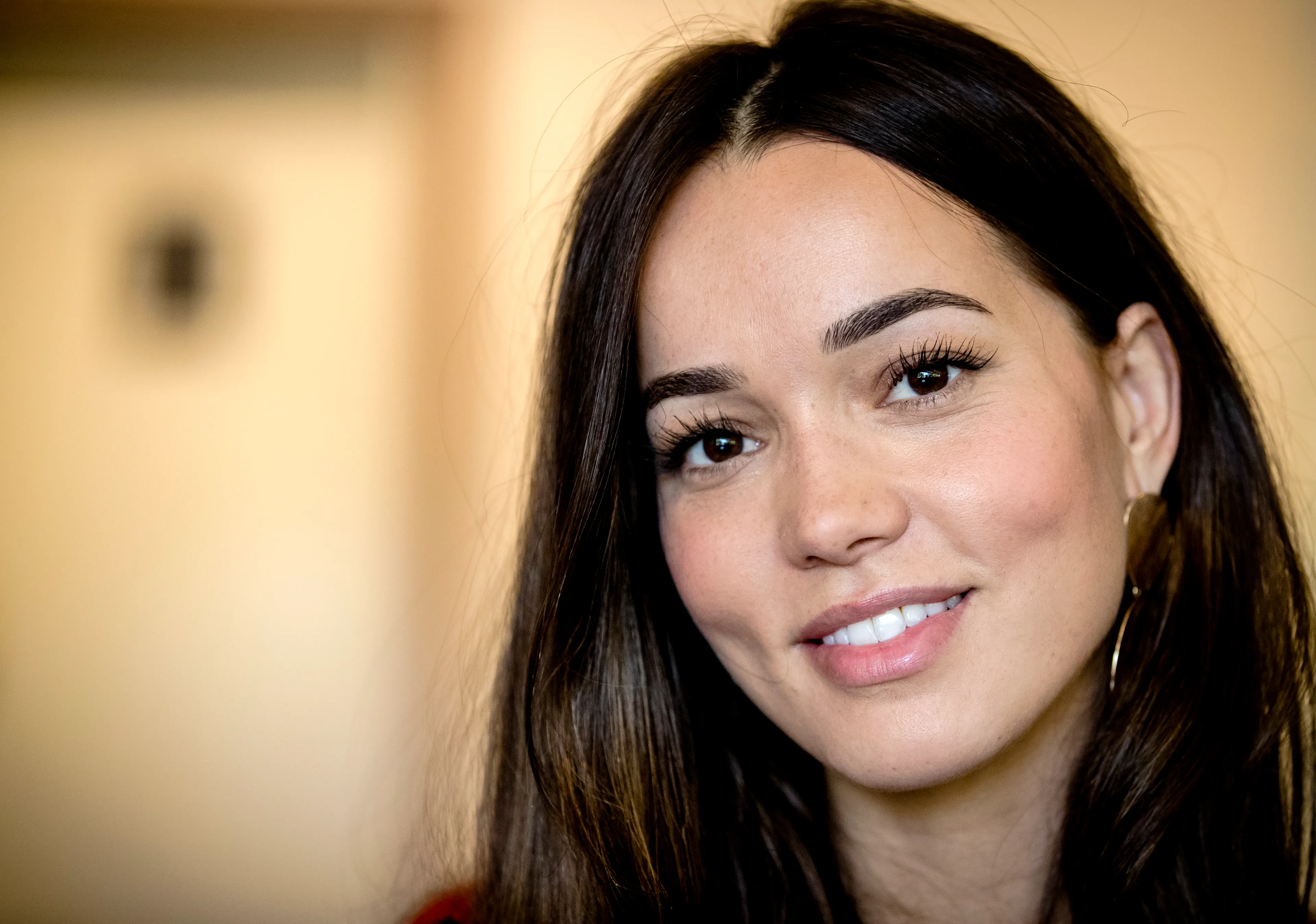 Bibi Breijman verrast ouderen met prachtig initiatief