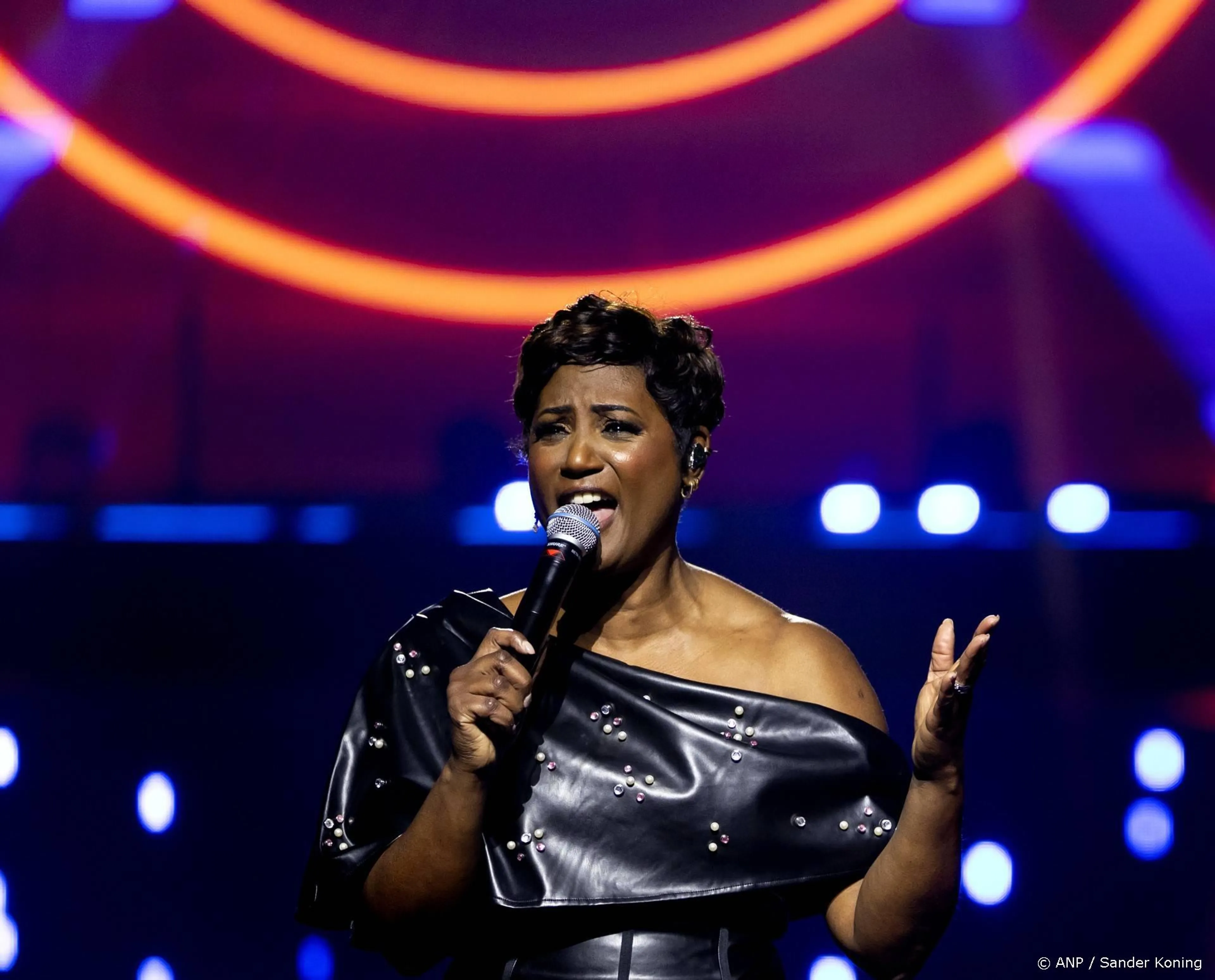 Edsilia Rombley gaat weer acteren, te zien in Summer Break