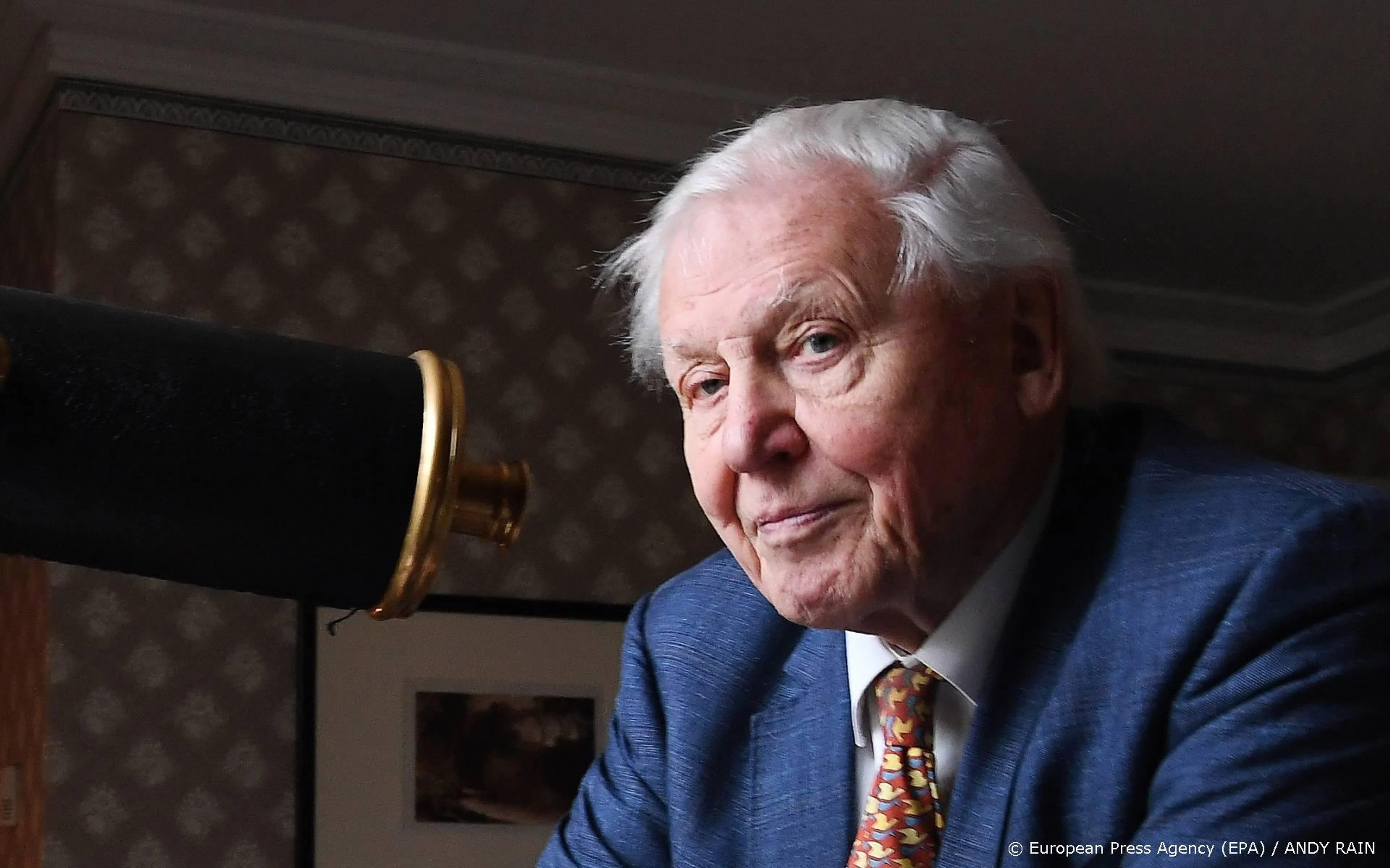 David Attenborough gevaccineerd tegen corona