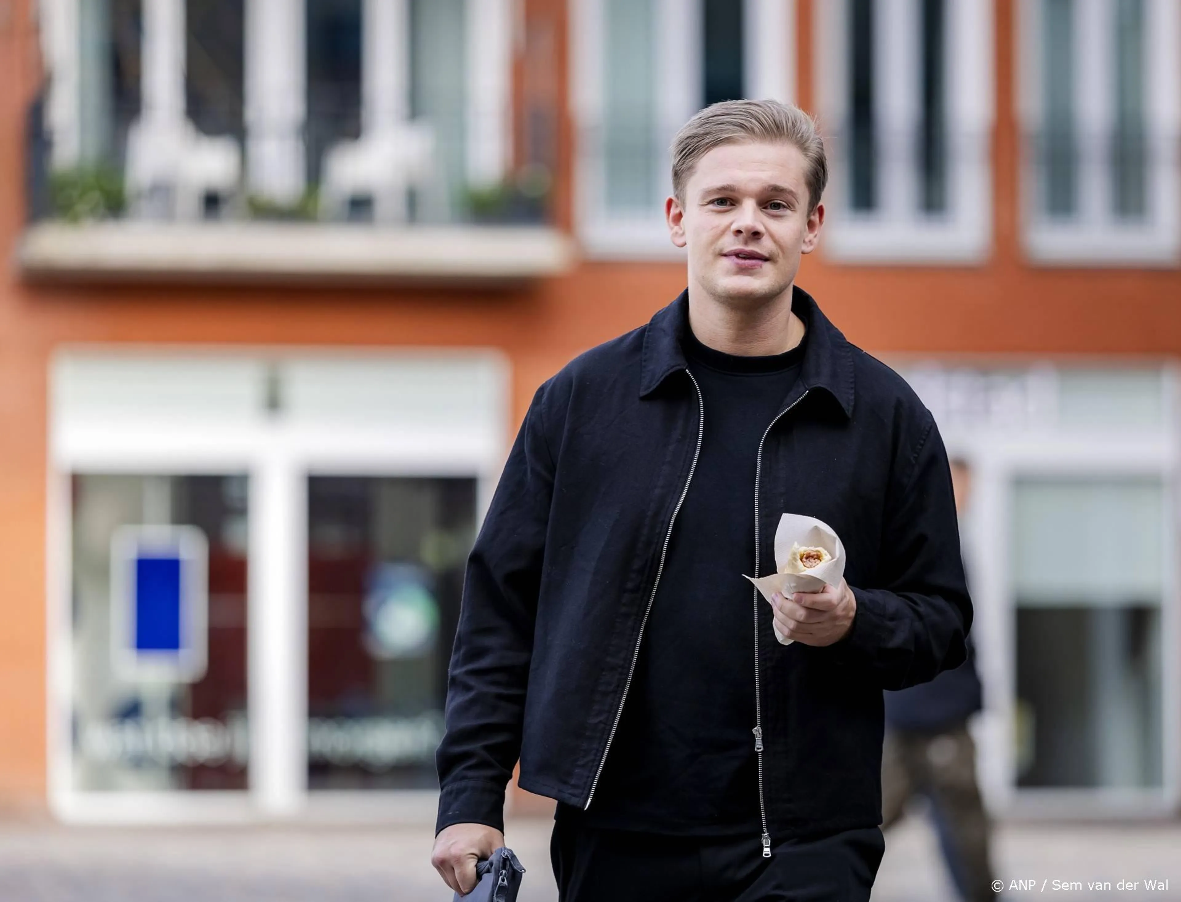 Dennis Schouten geeft duidelijk signaal af aan Lale Gül