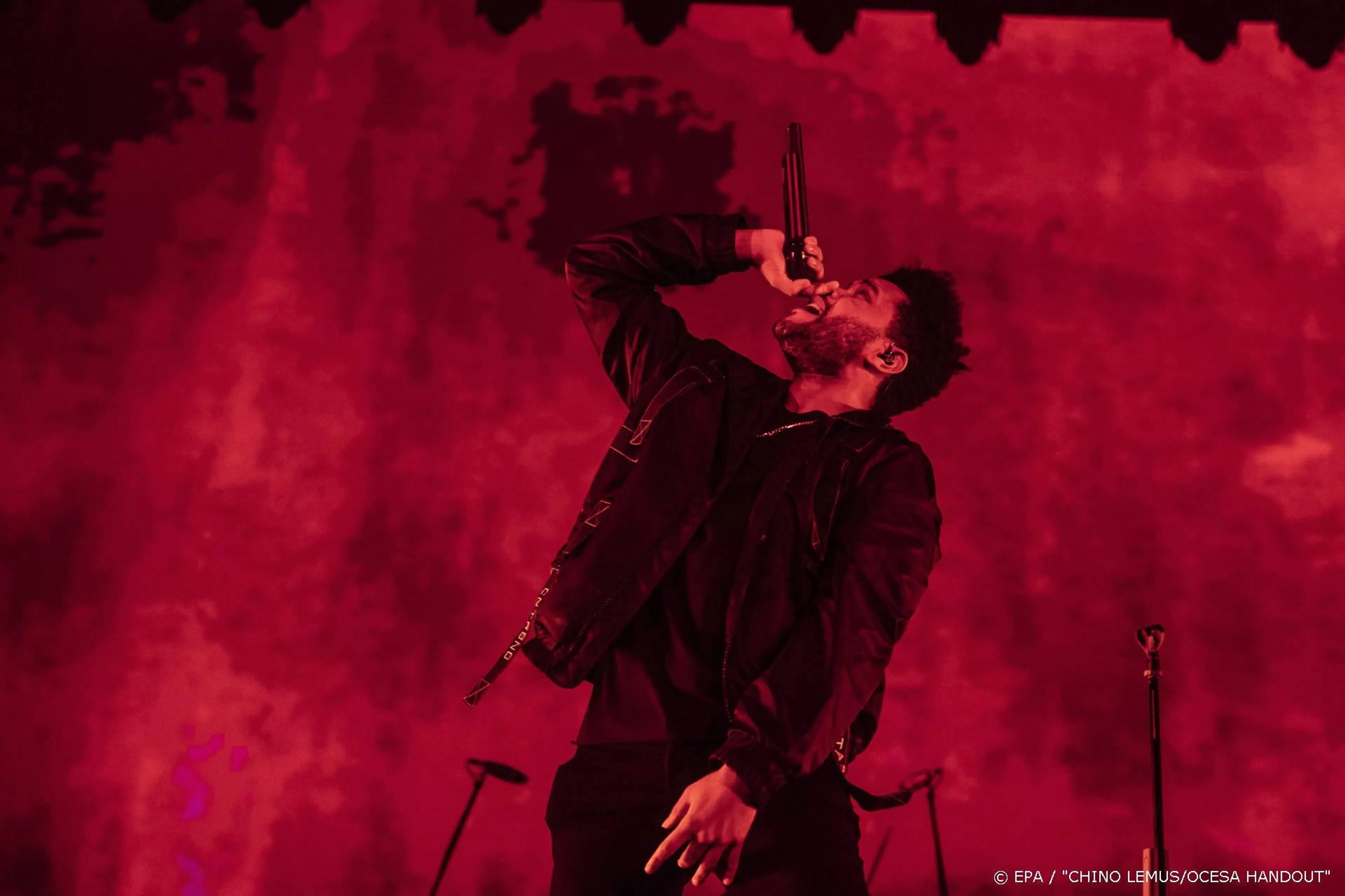 The Weeknd zit Snelle op de hielen