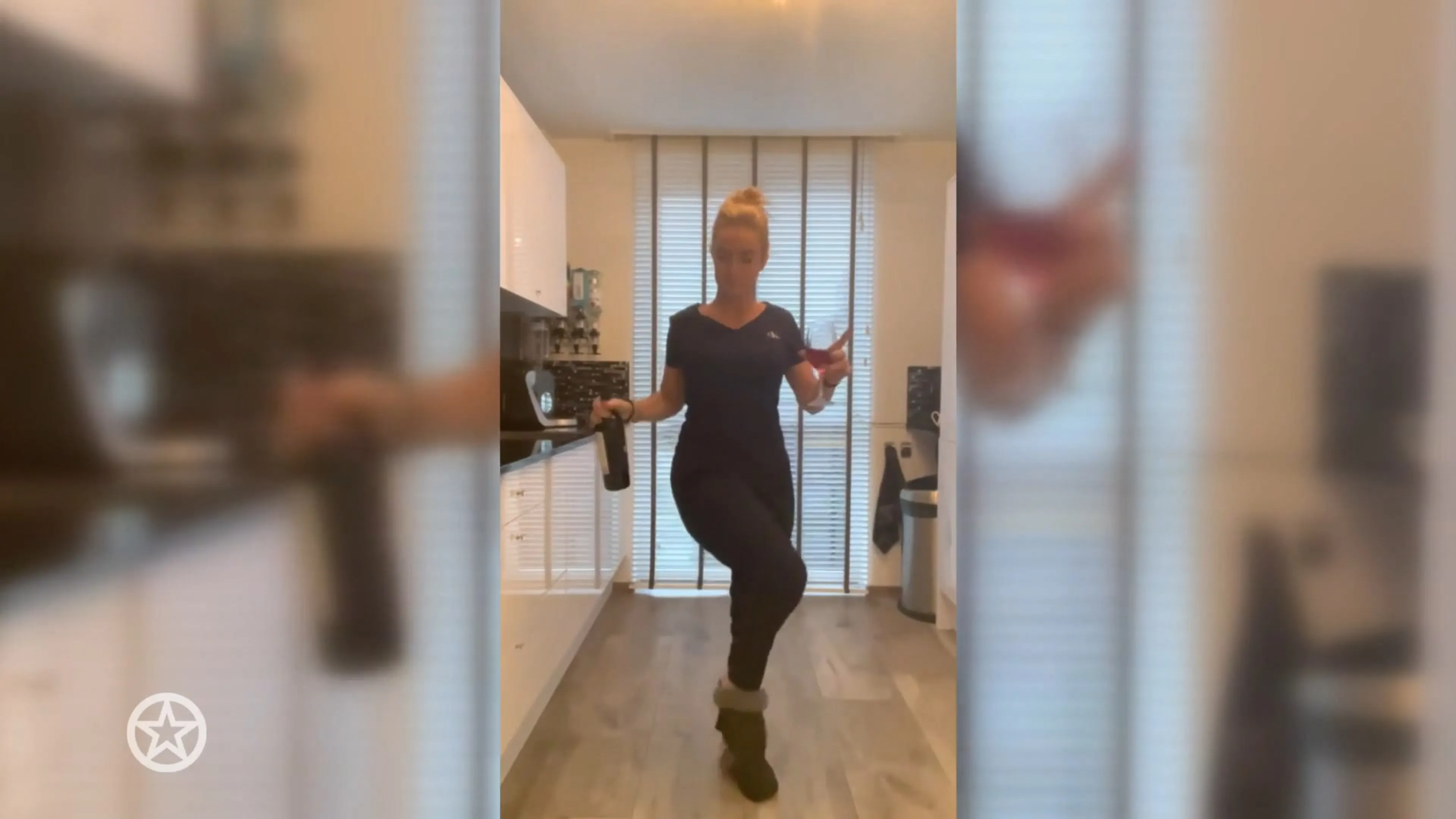 Samantha Steenwijk 'wijnend' het weekend in