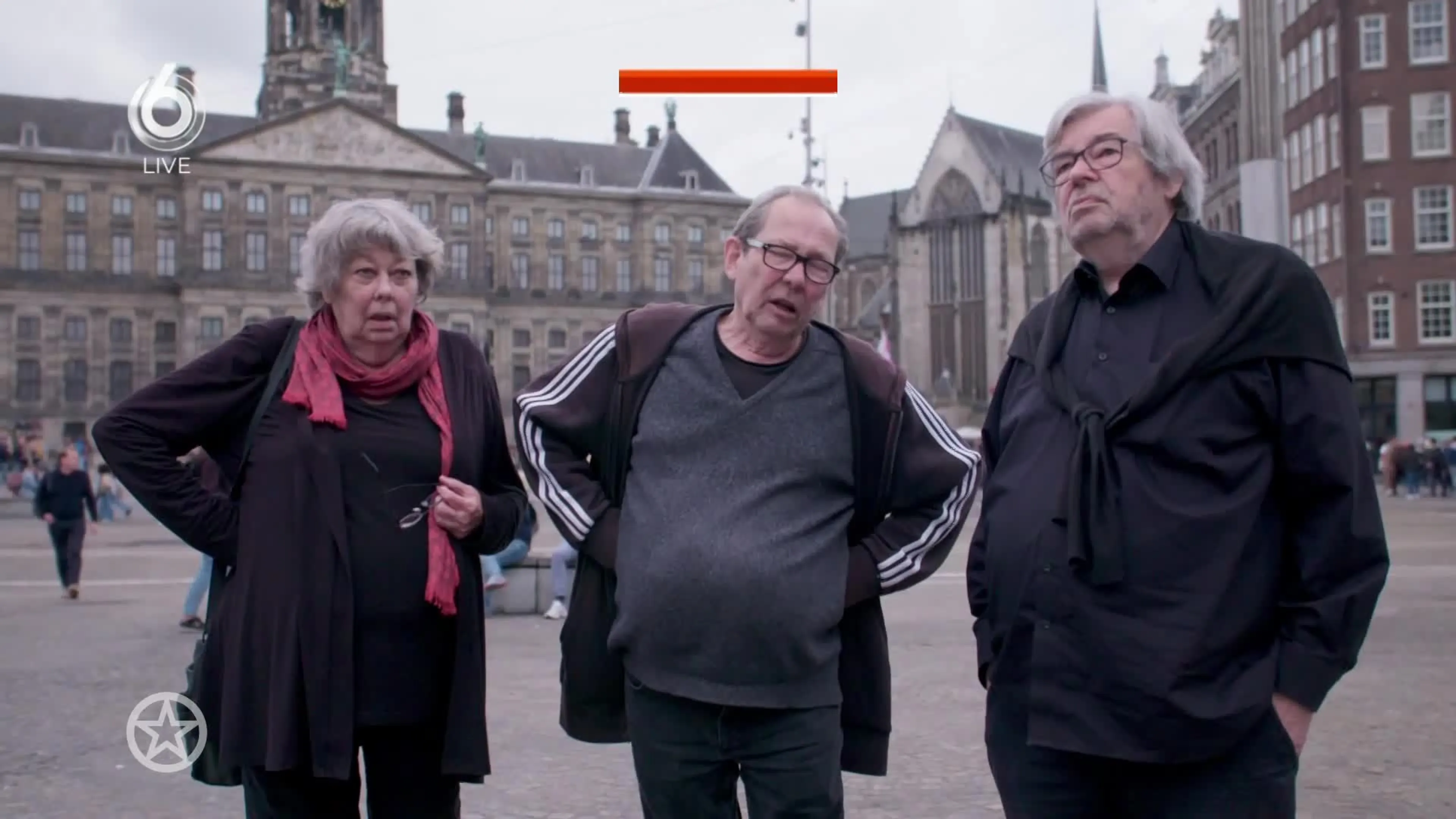 Zus Maarten van Rossem overleden