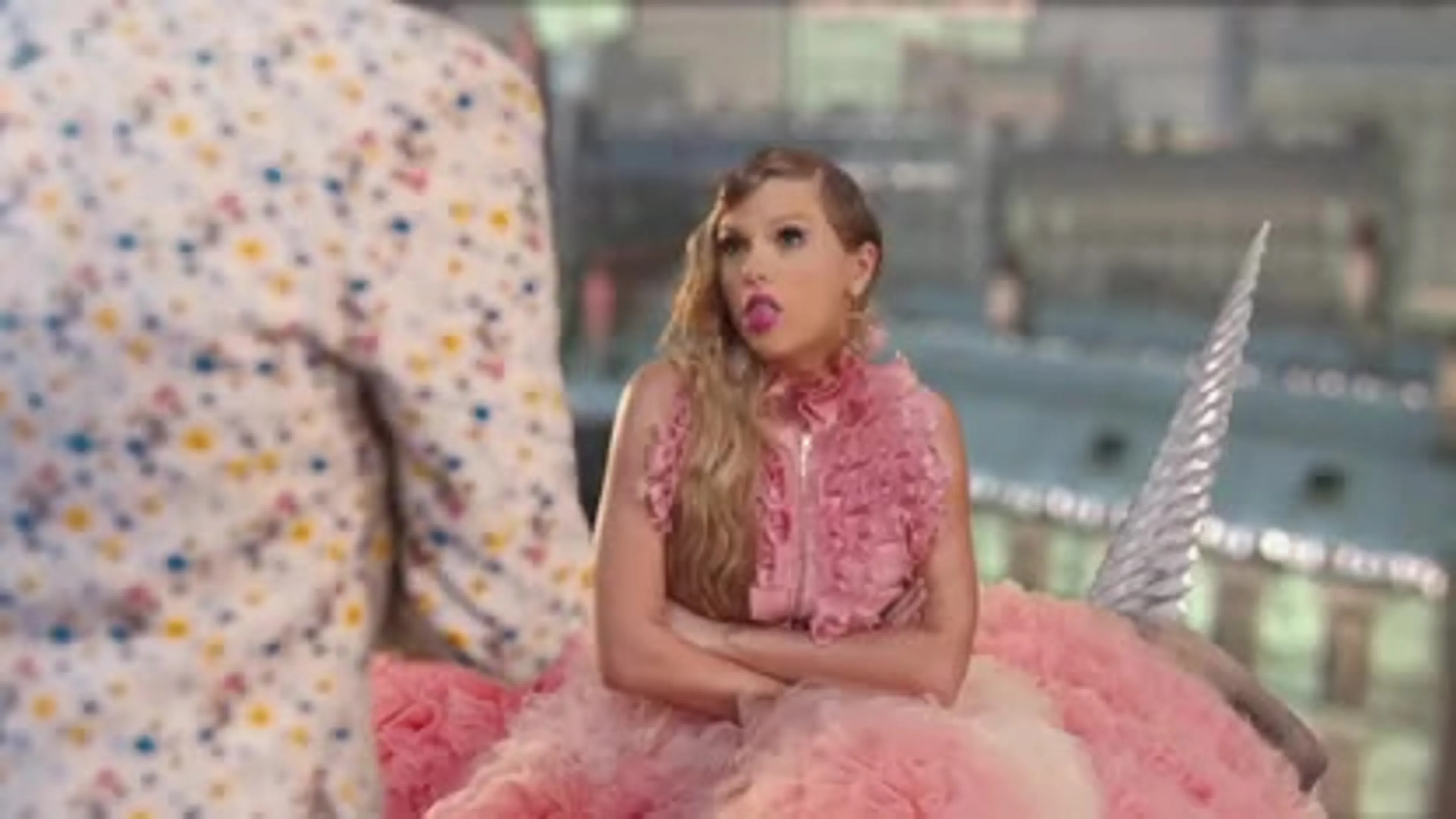Taylor Swift maakt indruk met nieuwe videoclip
