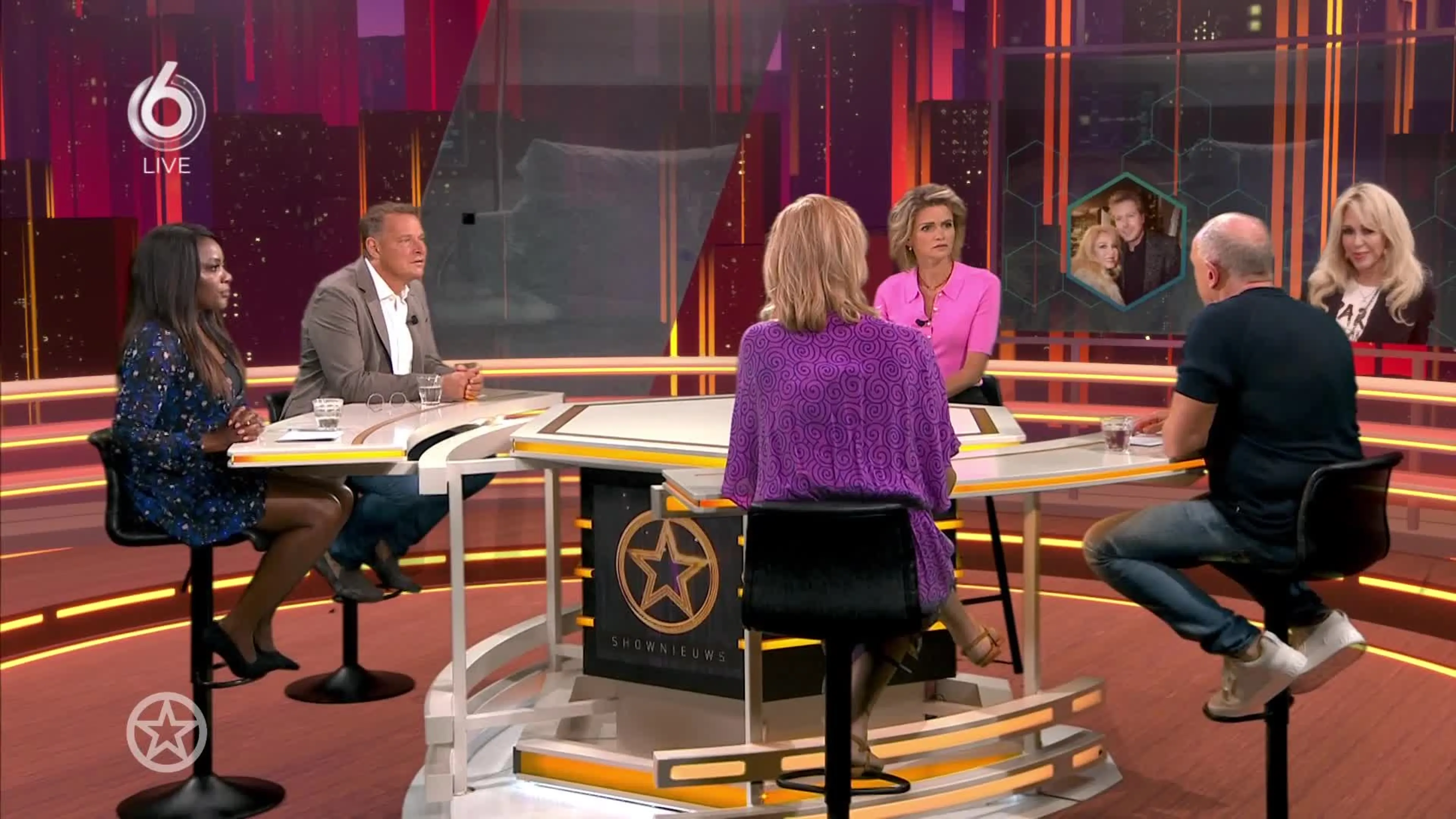 Man Patricia Paay in de kreukels