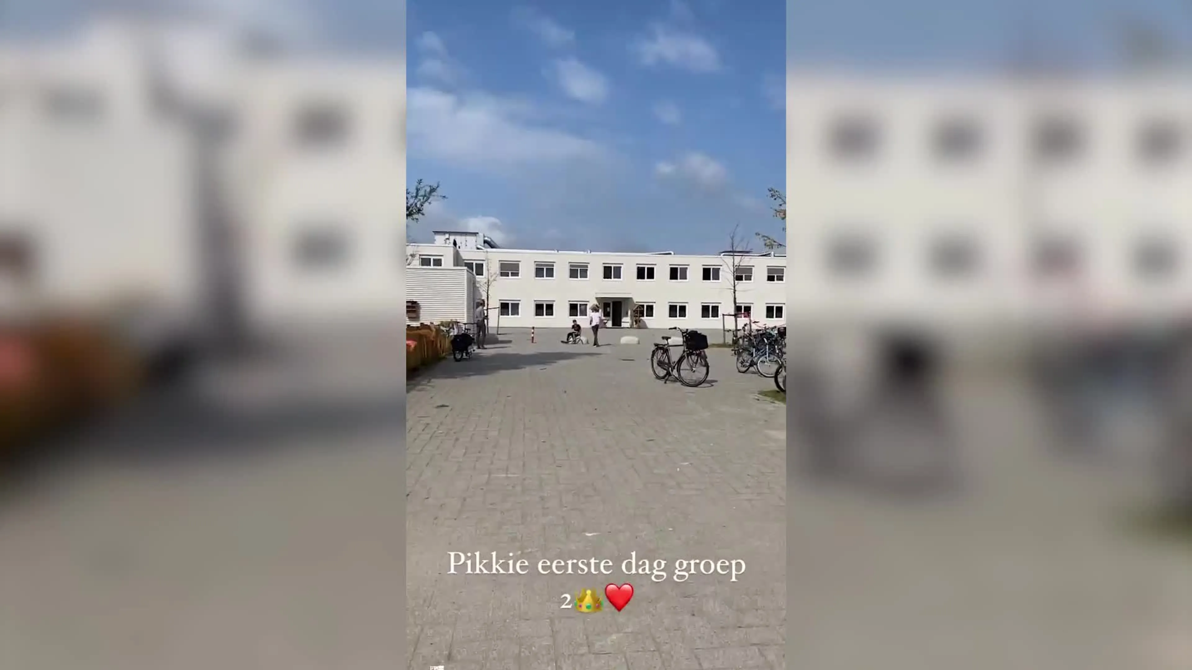 Kleine André gaat naar school