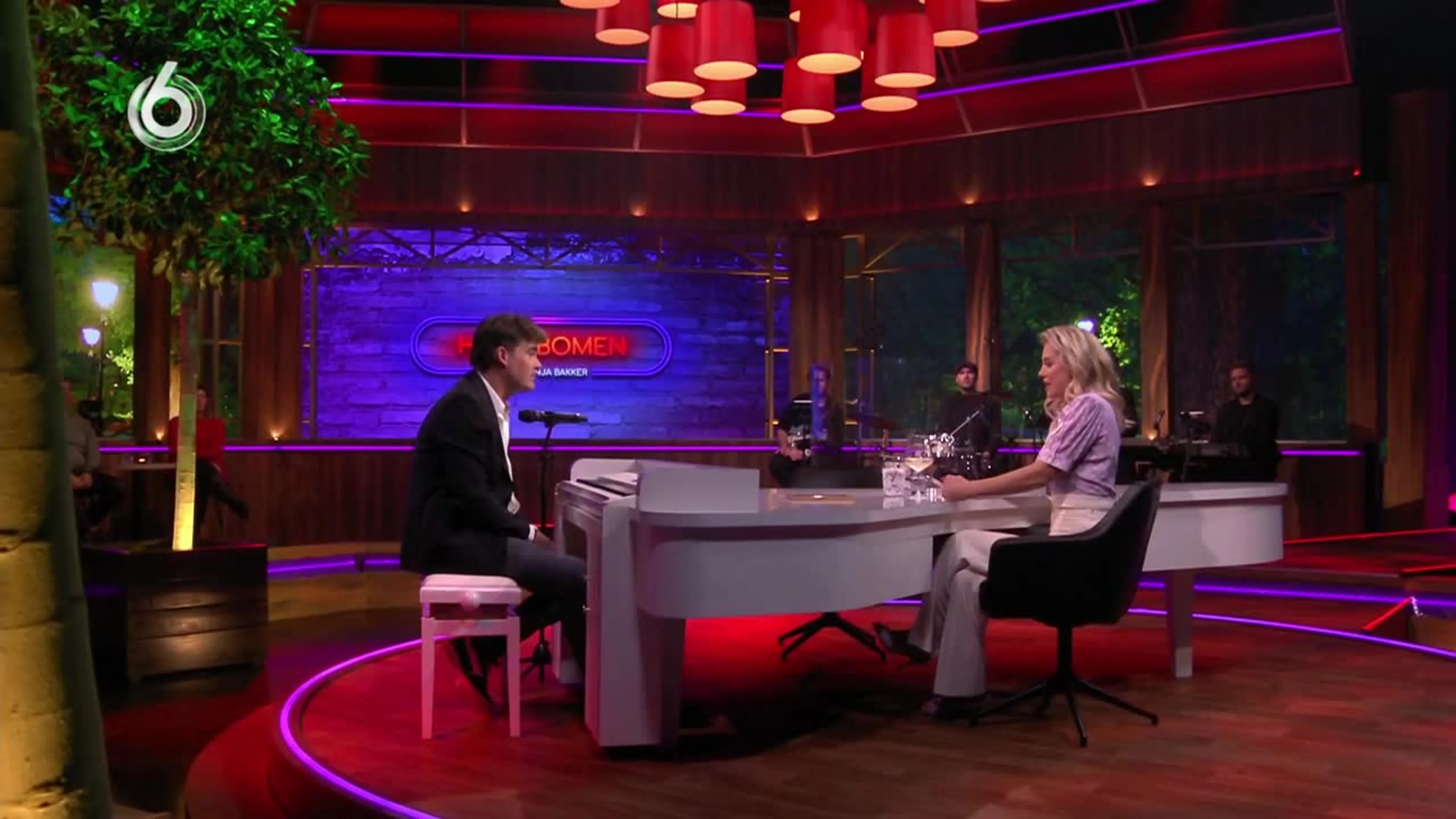 Sonja Bakker bekent schuld in plagiaatrel