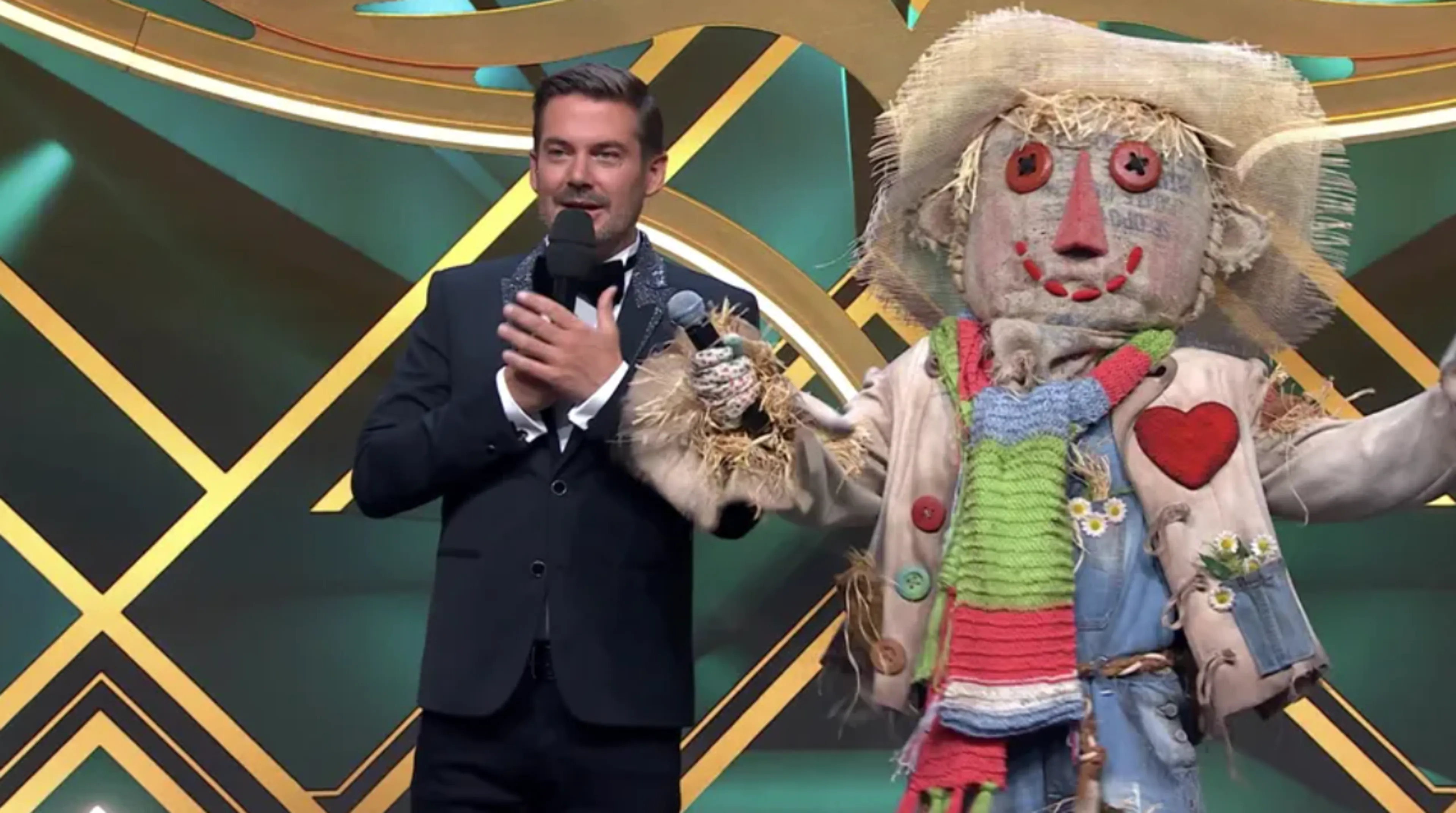Masked Singer-kijkers weten het zeker: dit is de vogelverschrikker