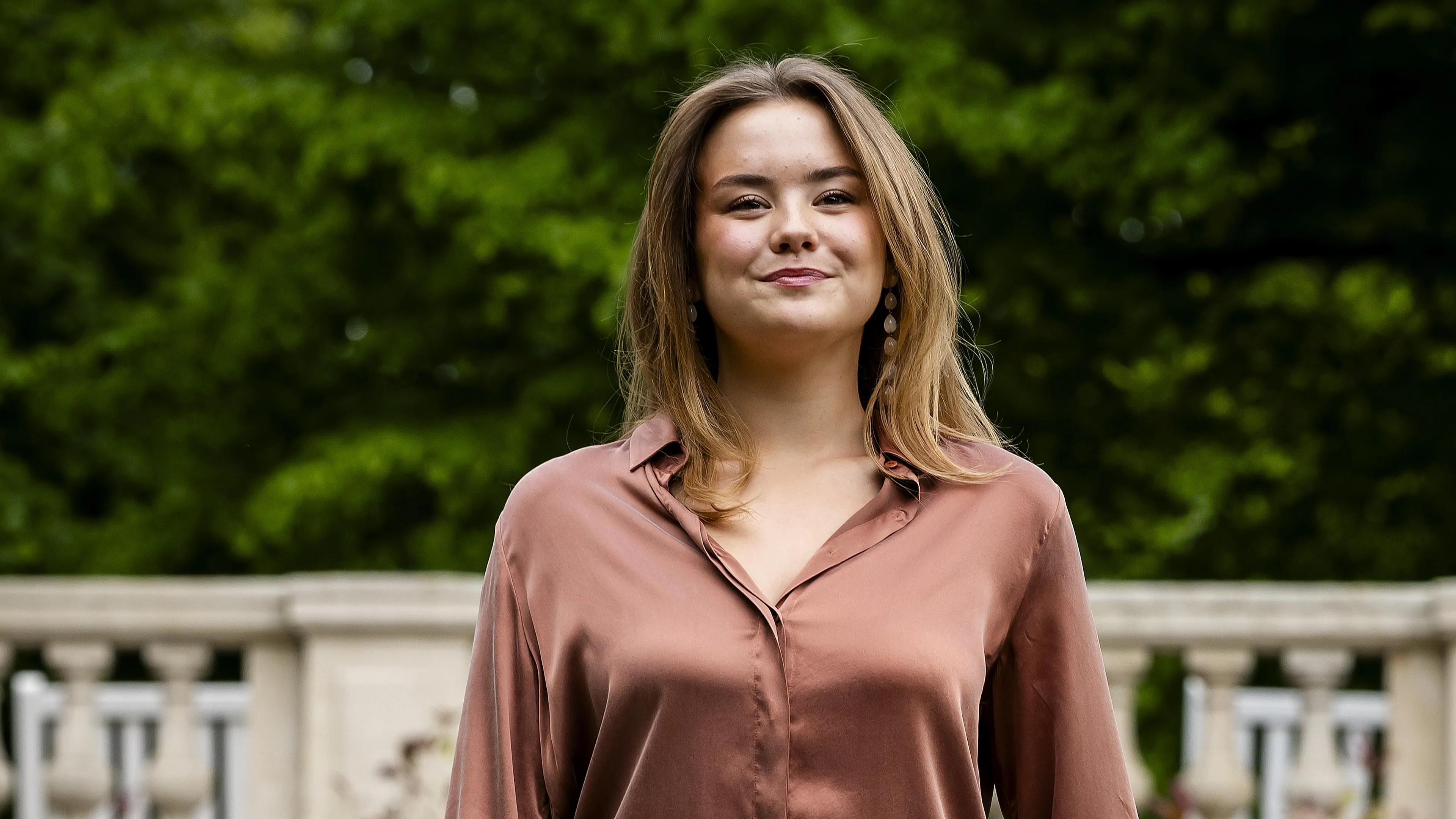 Vanaf deze bijzondere plek kijkt prinses Ariane het WK 