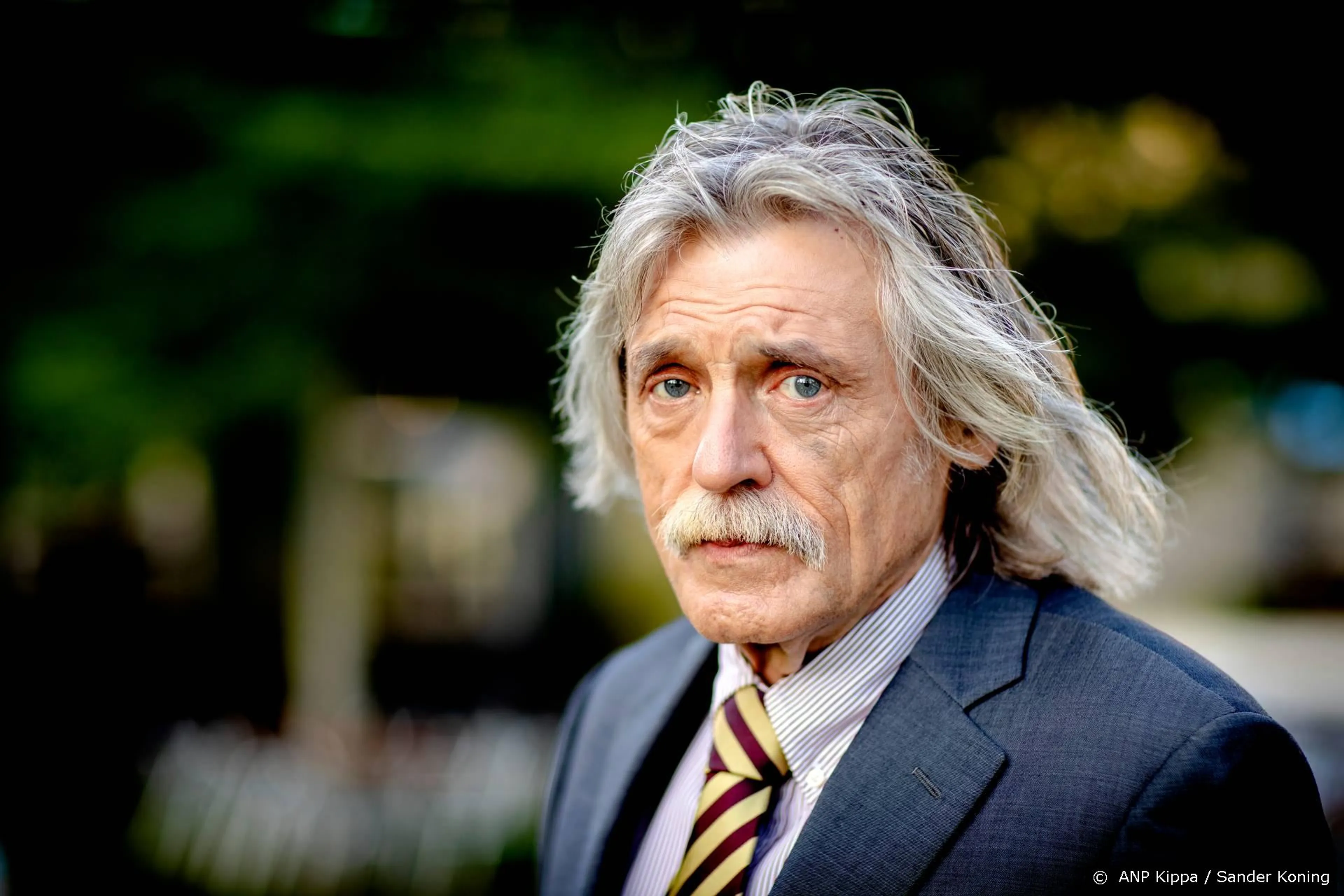 Johan Derksen geeft ongezouten mening over voorspellingsshow