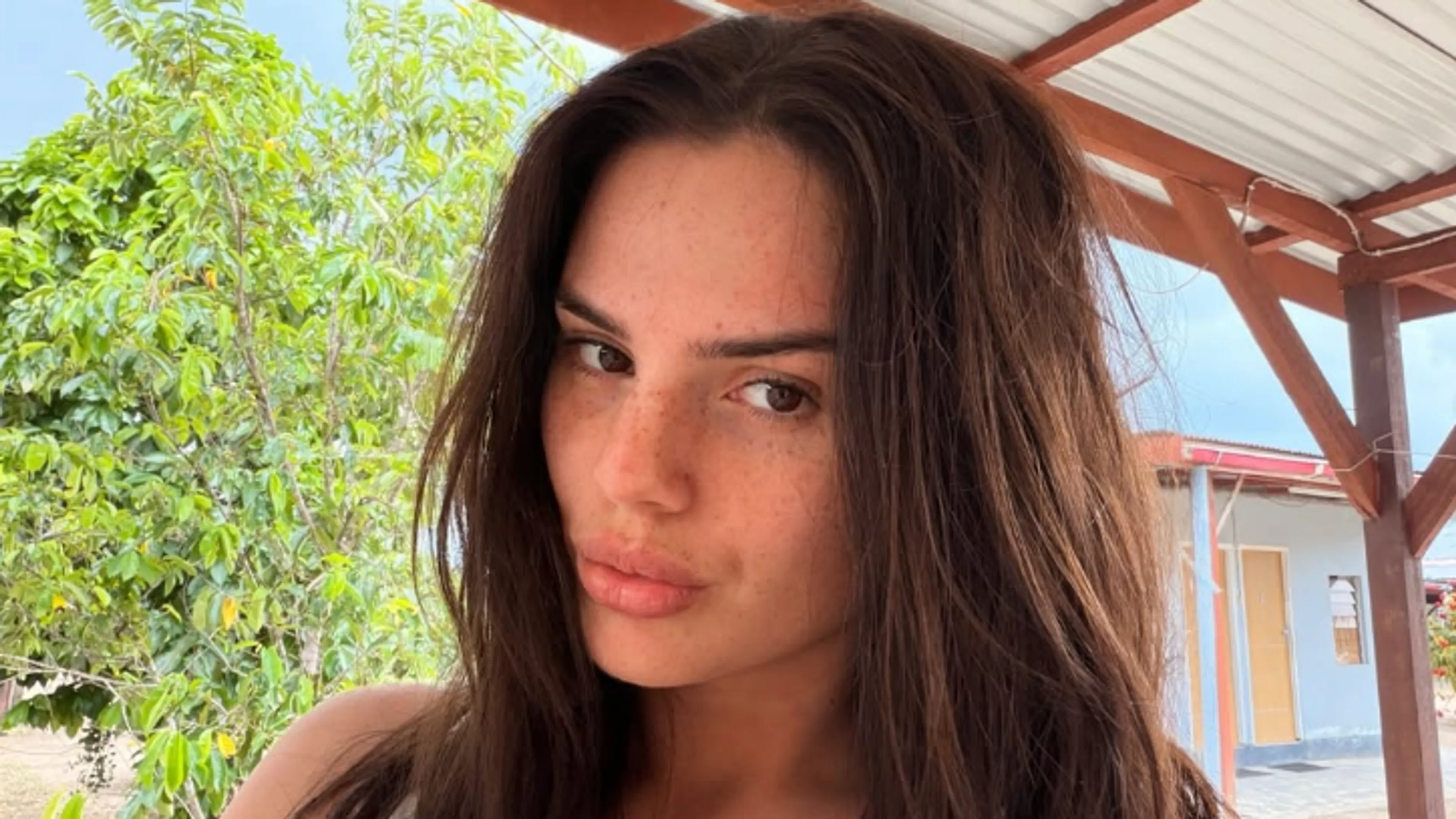 Volgers verafschuwen outfit Famke Louise: 'Gewoonweg goor'