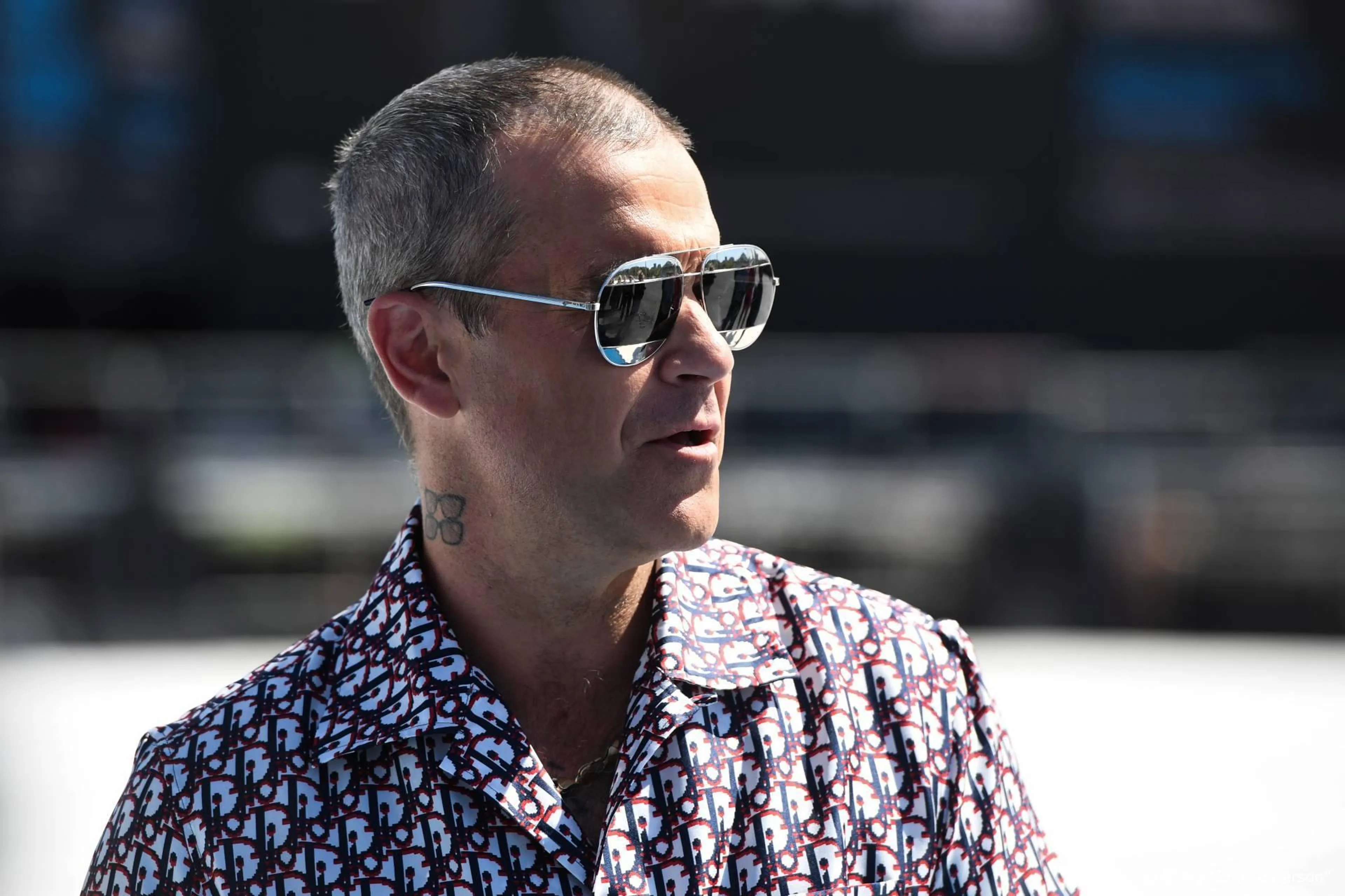 Robbie Williams 'op zoek naar nieuwe aartsvijand'