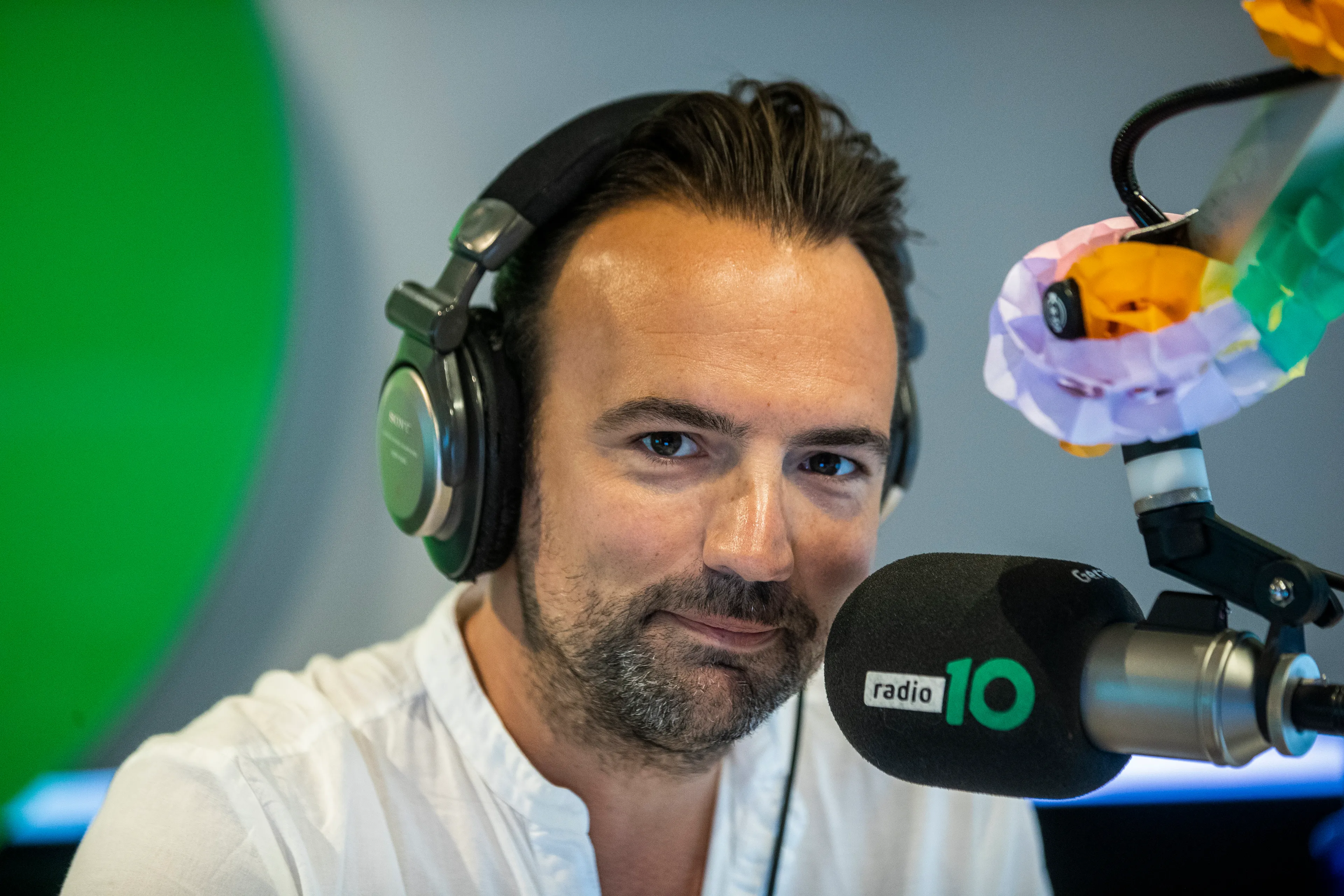 Gerard Ekdom steekt de BBQ alweer aan!