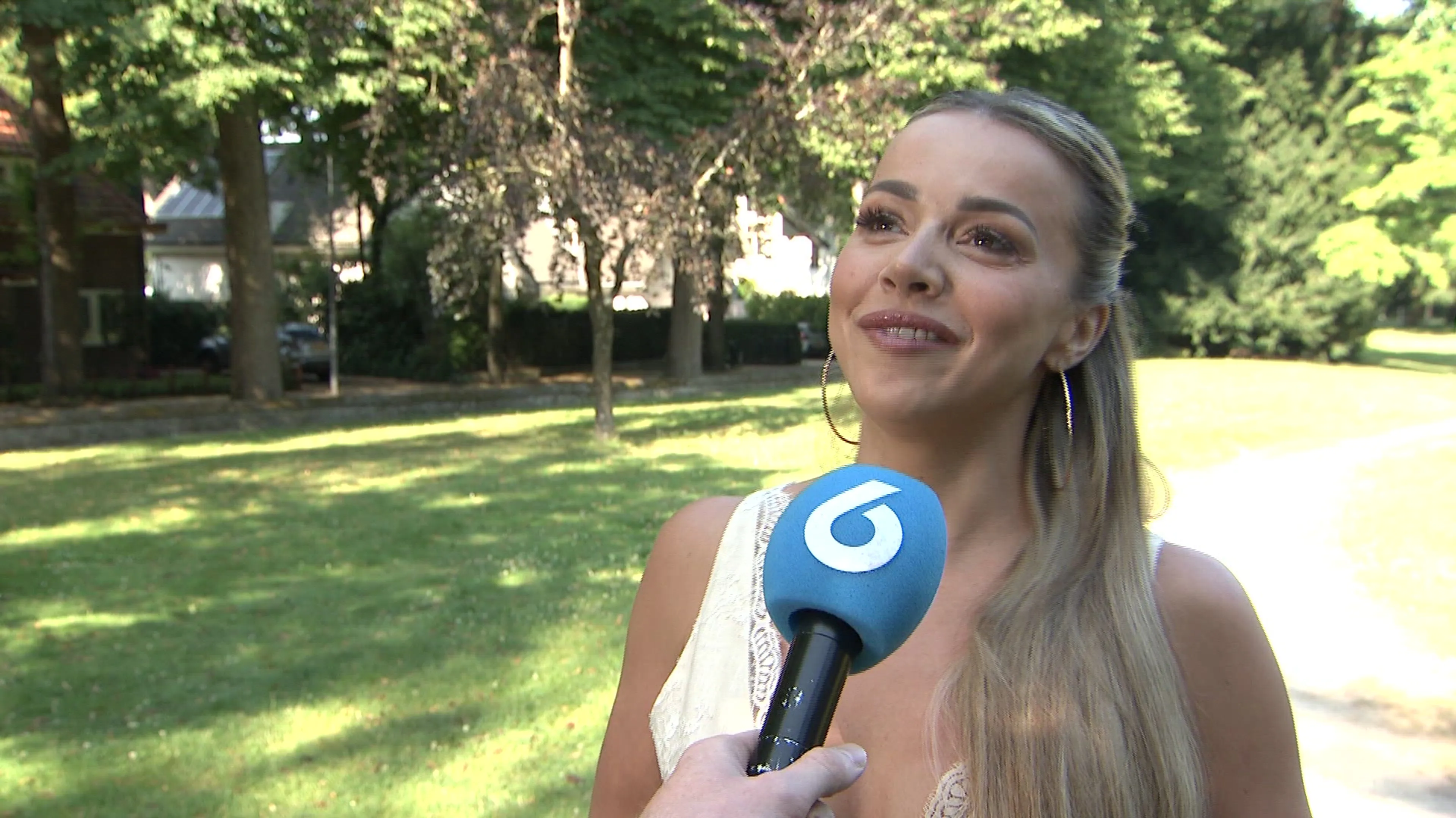 Emma Heesters over haar vrijgezelle zomer