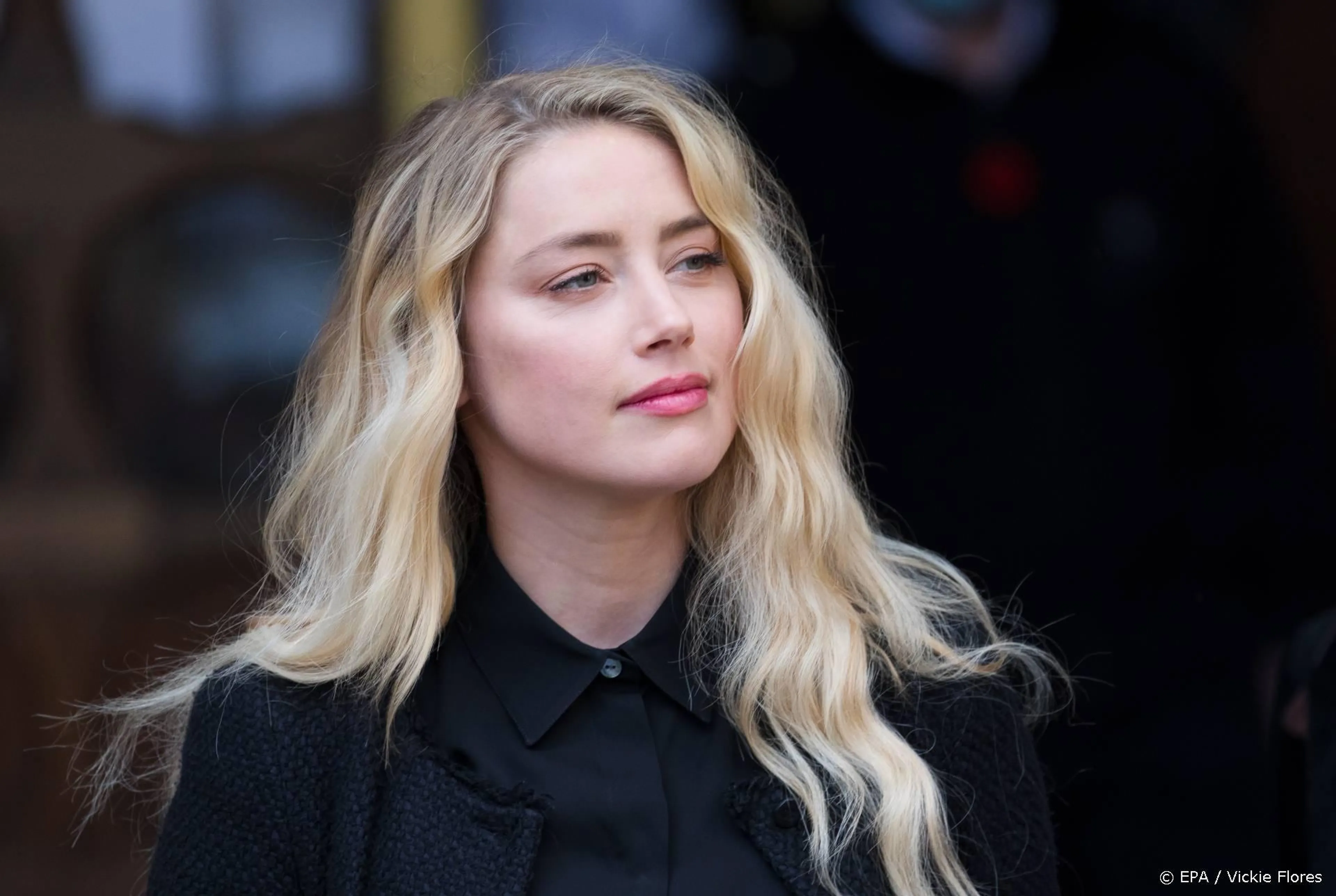 Amber Heard wil rechtszaak Johnny Depp niet uitstellen