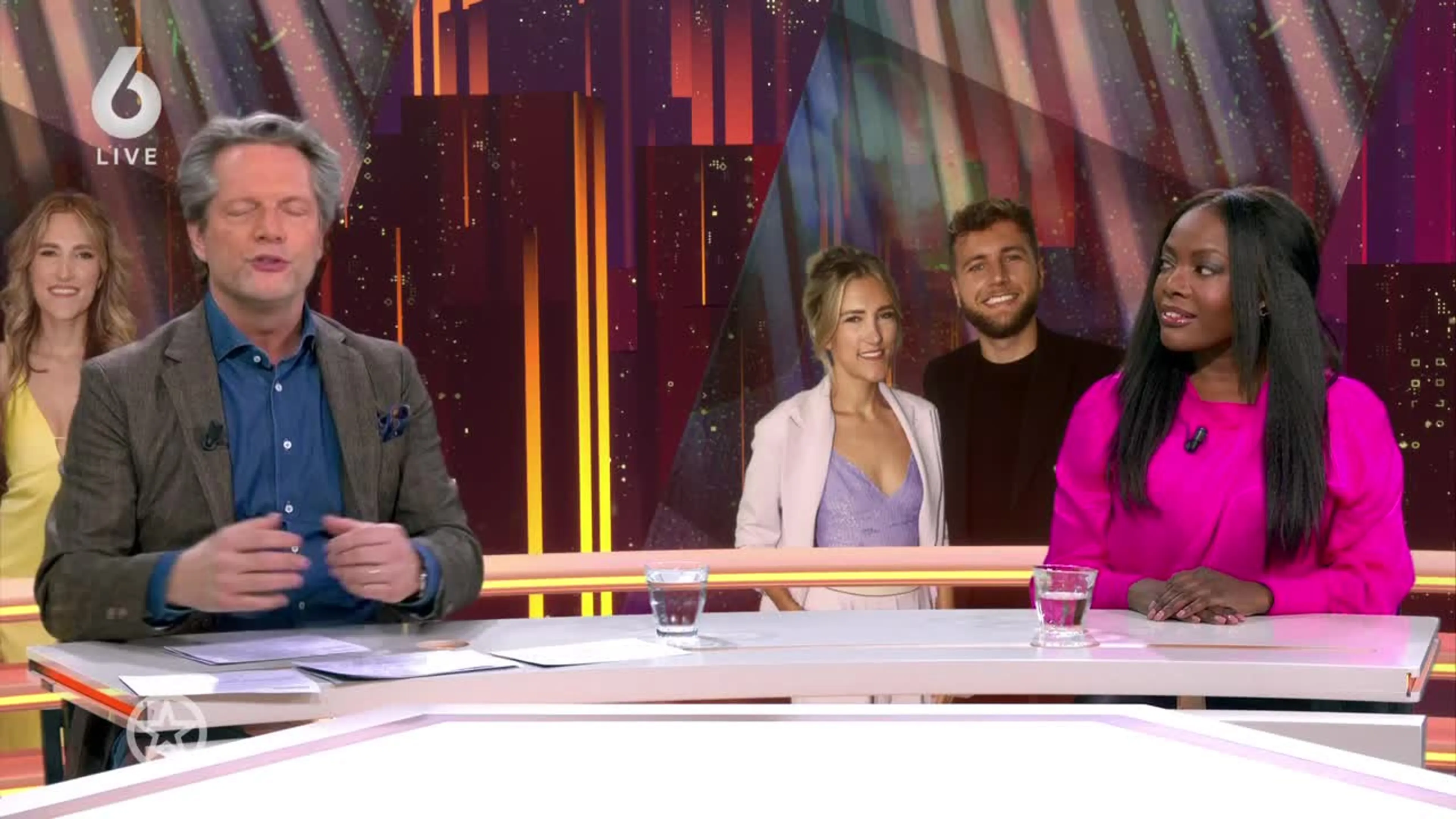 Suzan en Freek woedend na afloop van een 100%NL interview