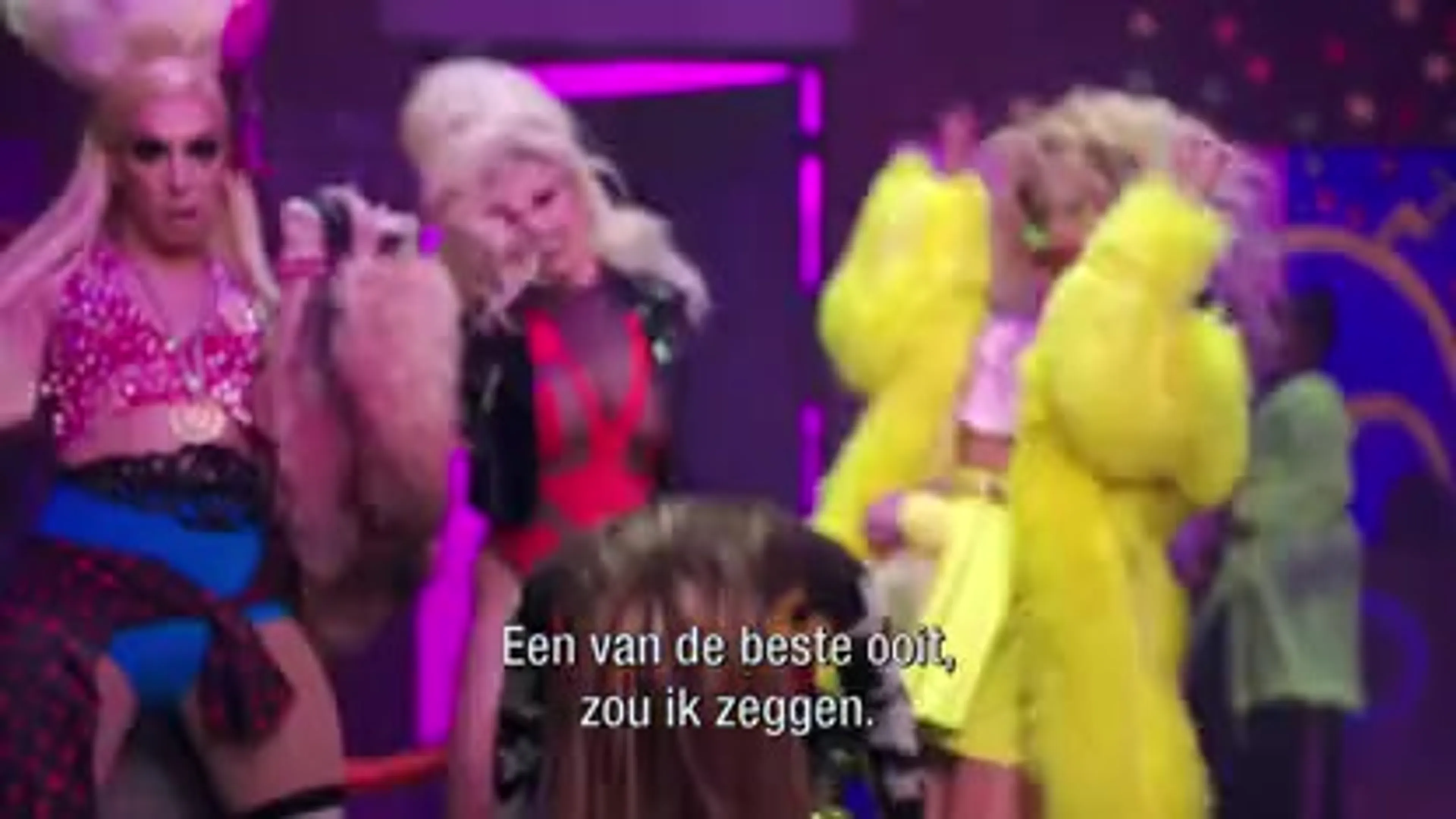 Little Mix gek van Nederlands eten