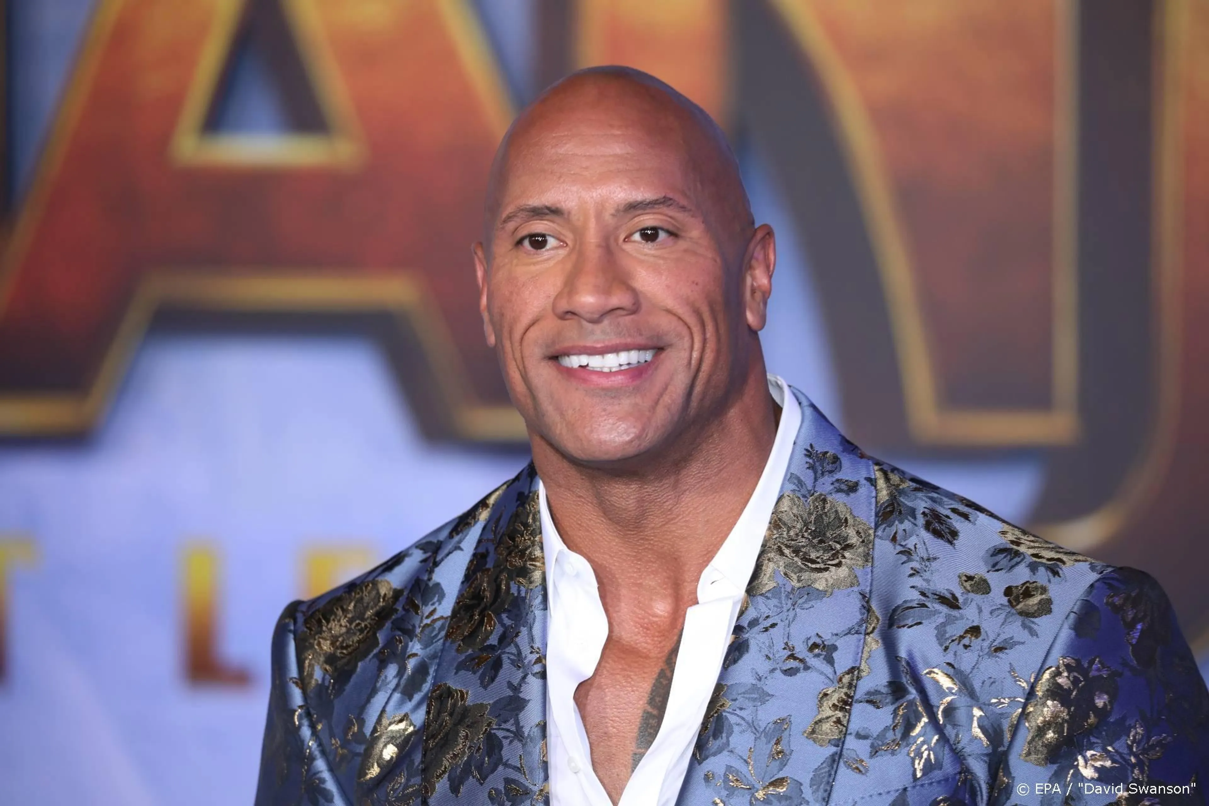 Dwayne Johnson koopt American football-bond