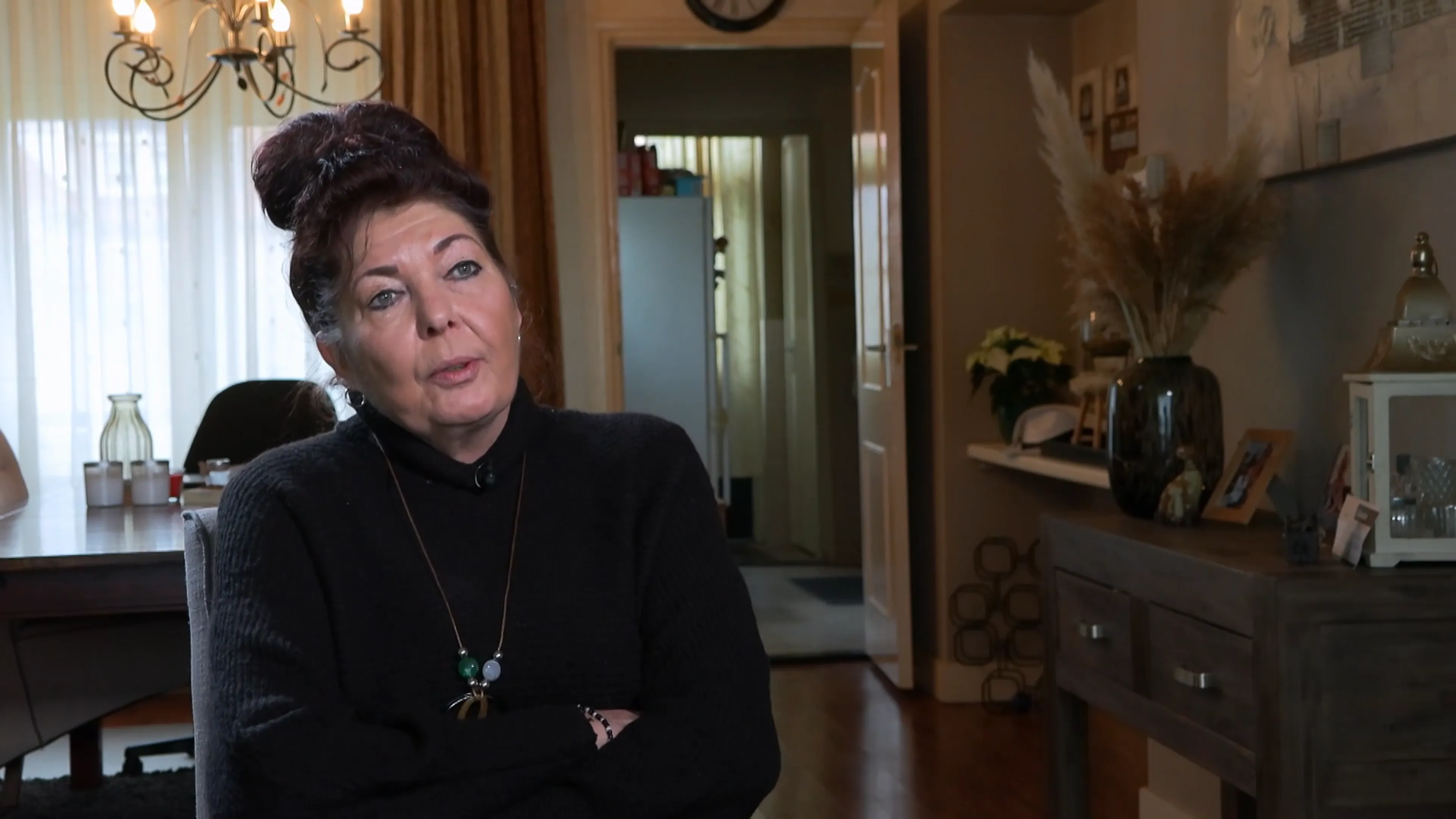 Marga en haar buren Wim en Annelies hebben ruzie in Mr. Frank Visser doet uitspraak