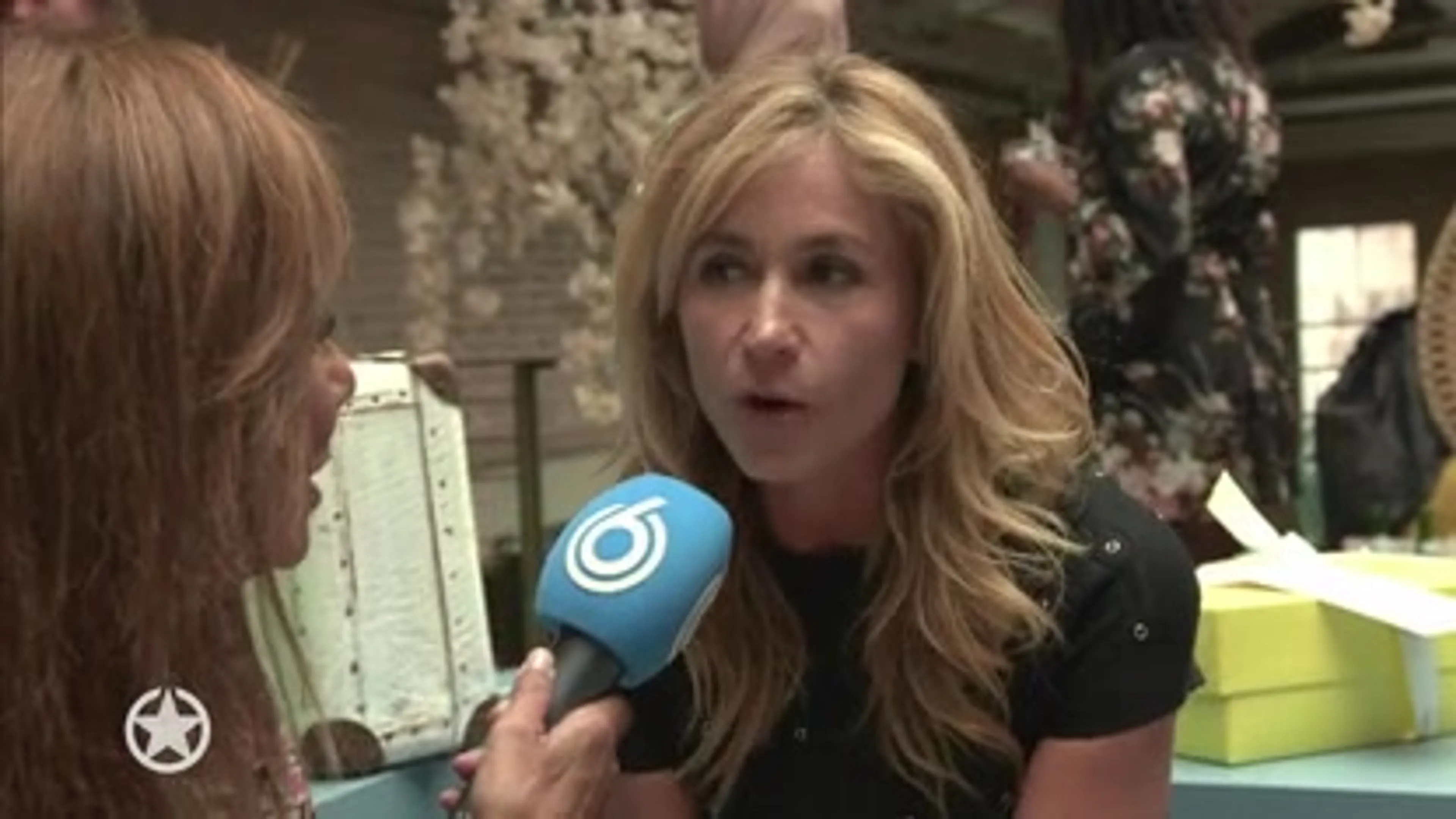 Wendy van Dijk geheimzinnig over huwelijkscrisis