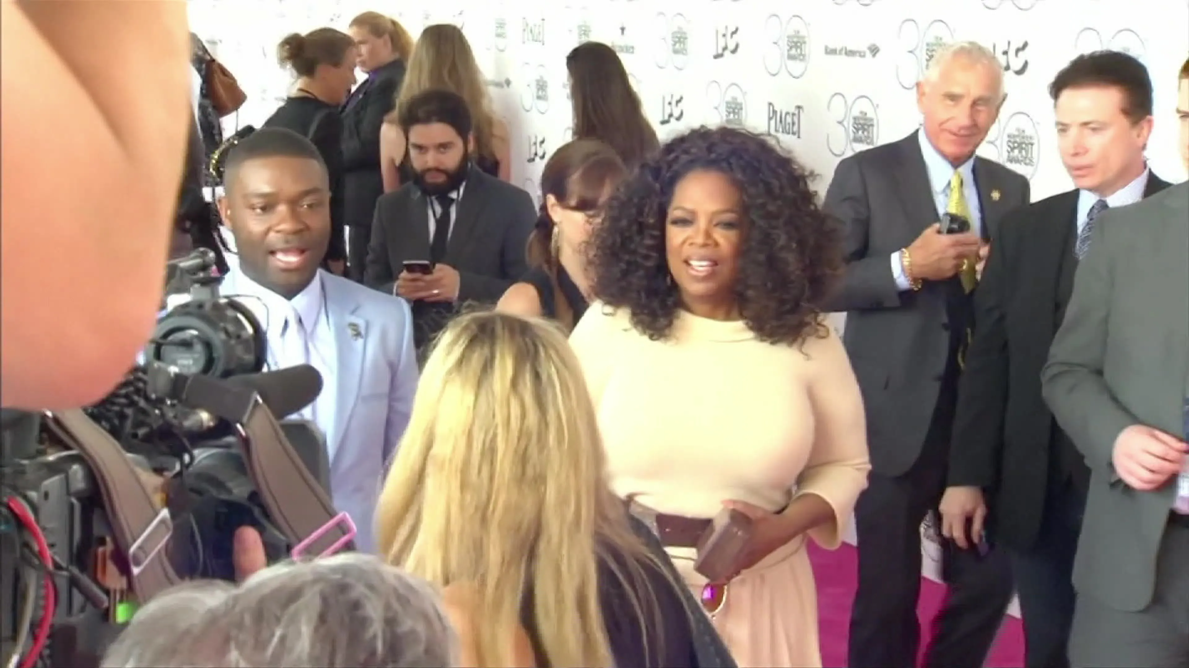 Pastoor klaagt Oprah Winfrey aan