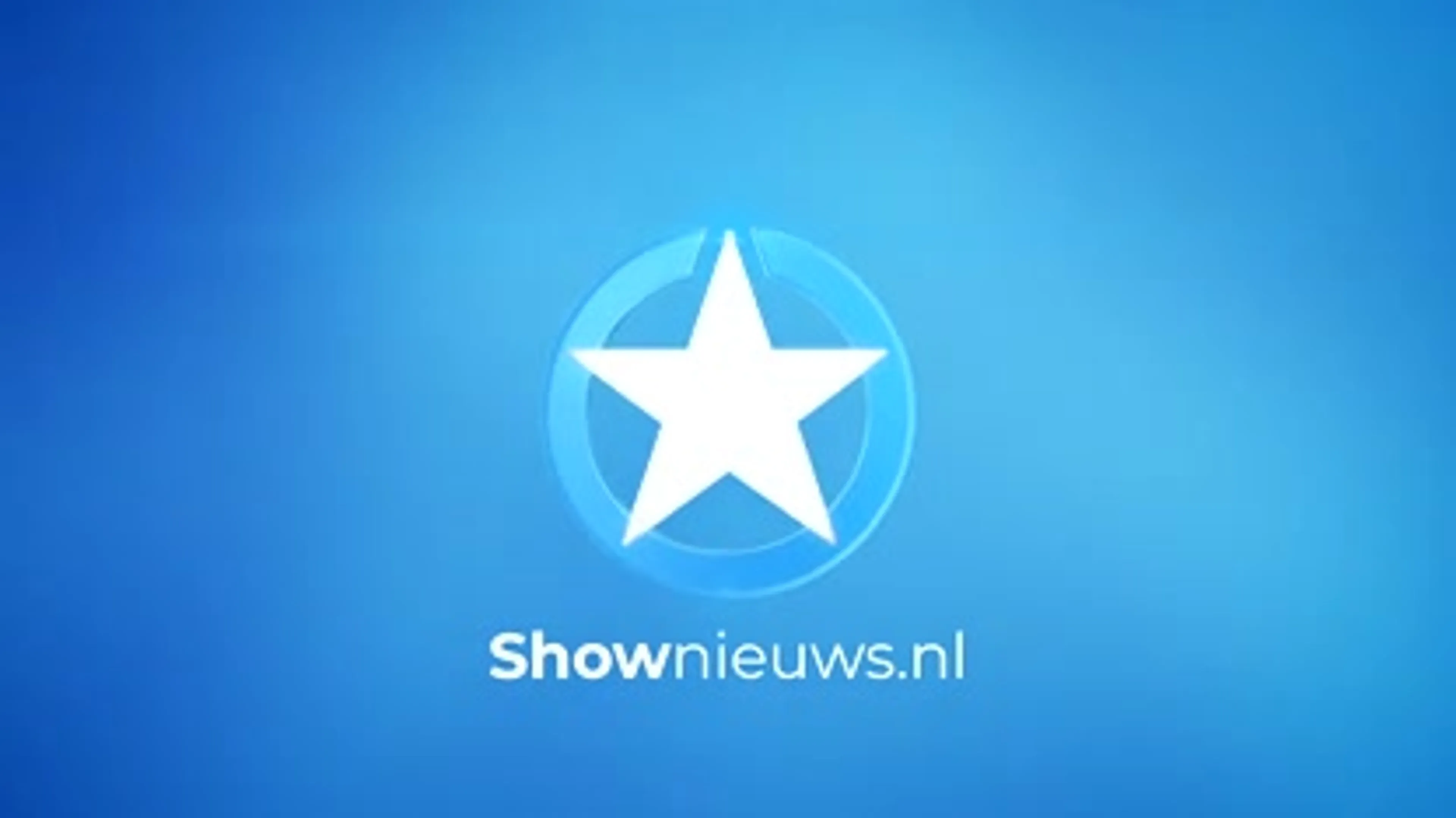 Samantha waait heerlijk uit tijdens dagje Scheveningen