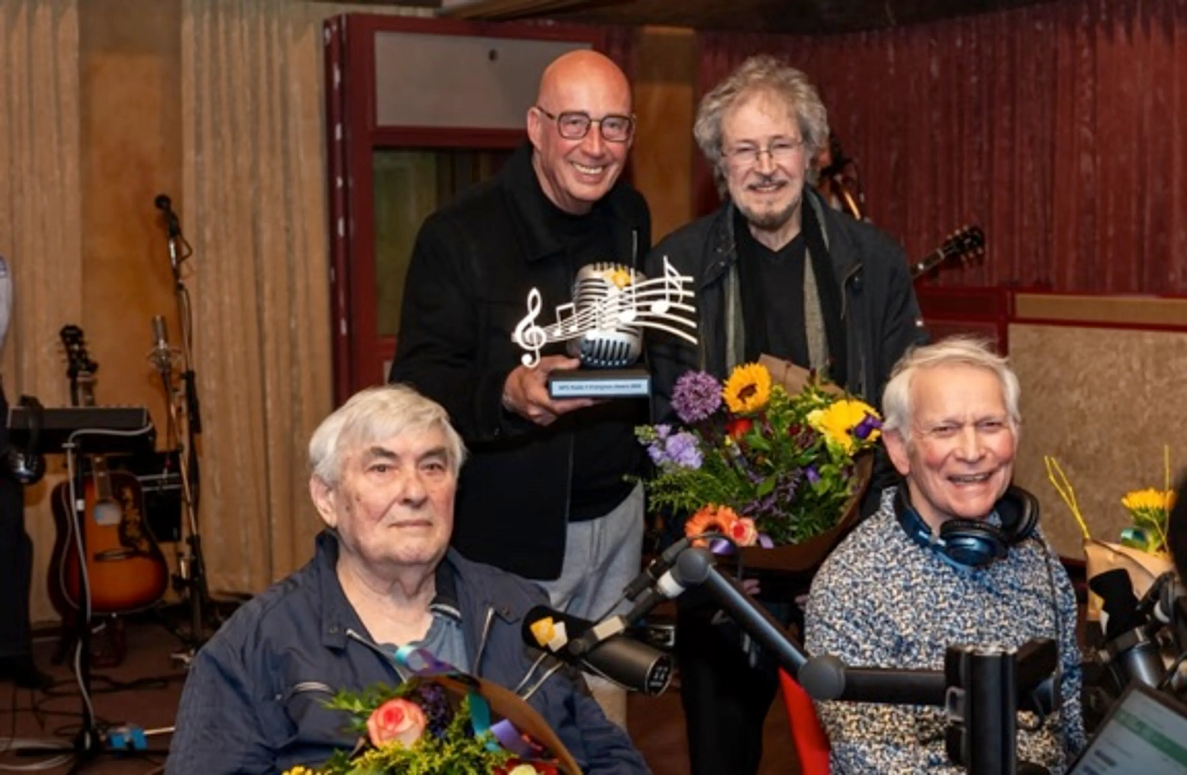 Volendamse legendes The Cats ontvangen bijzondere muziekprijs