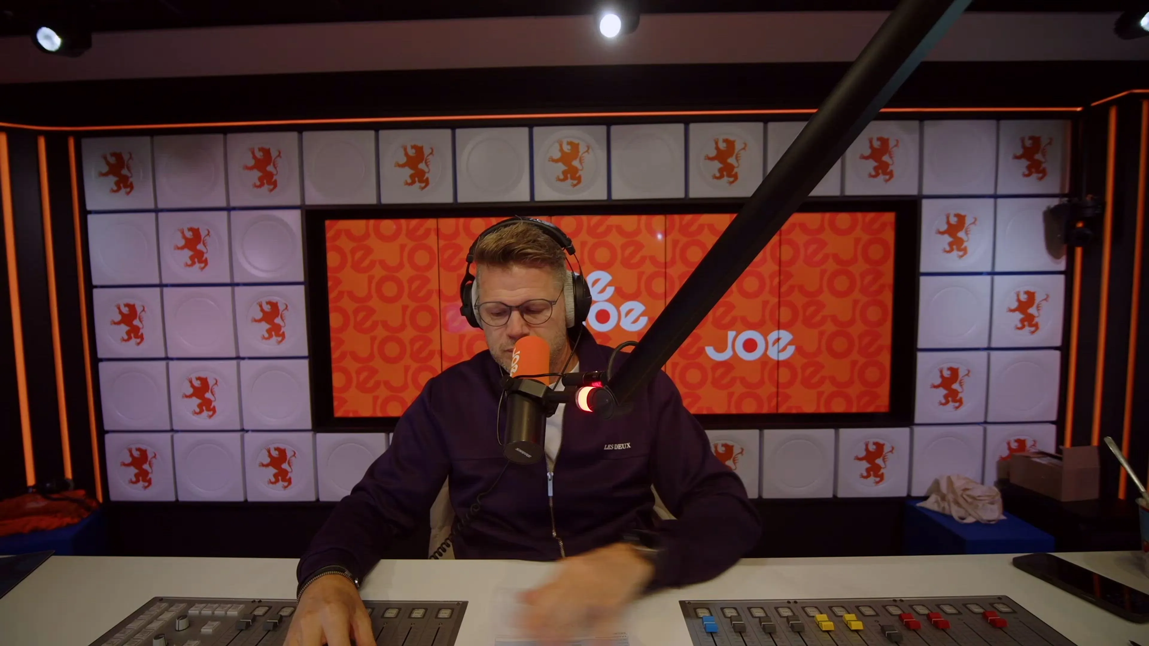 Coen Swijnenberg wordt verrast met geweldig nieuws