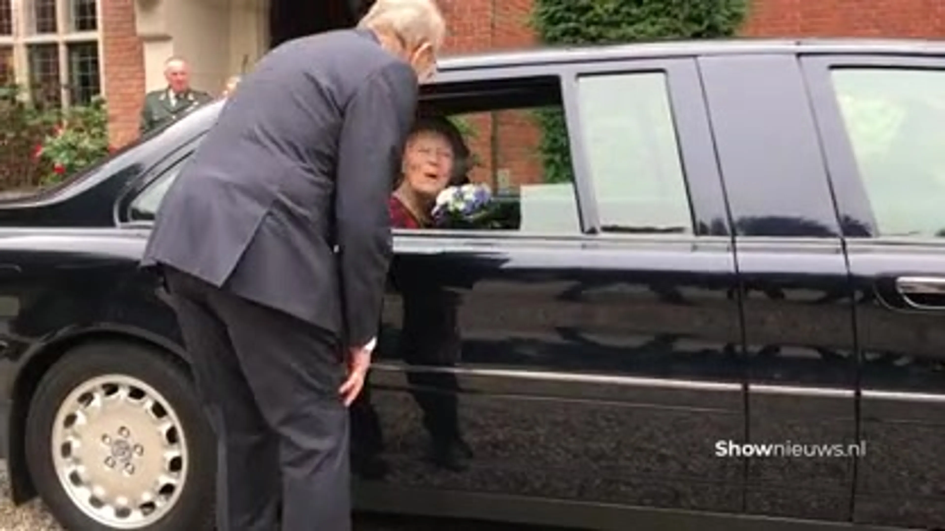 Duitse media: 'Deze man laat Beatrix stralen'