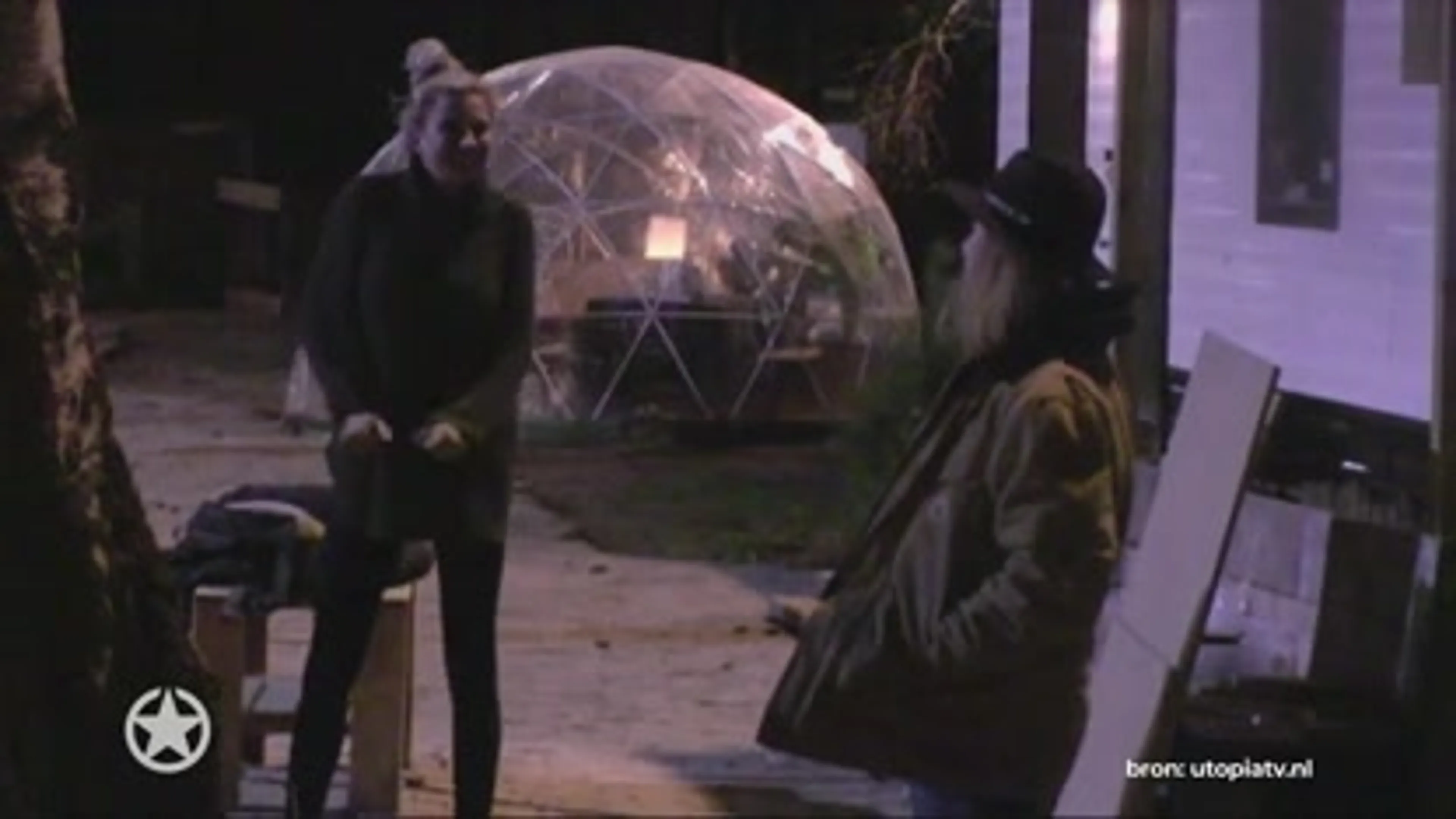 Hete taferelen in Utopia