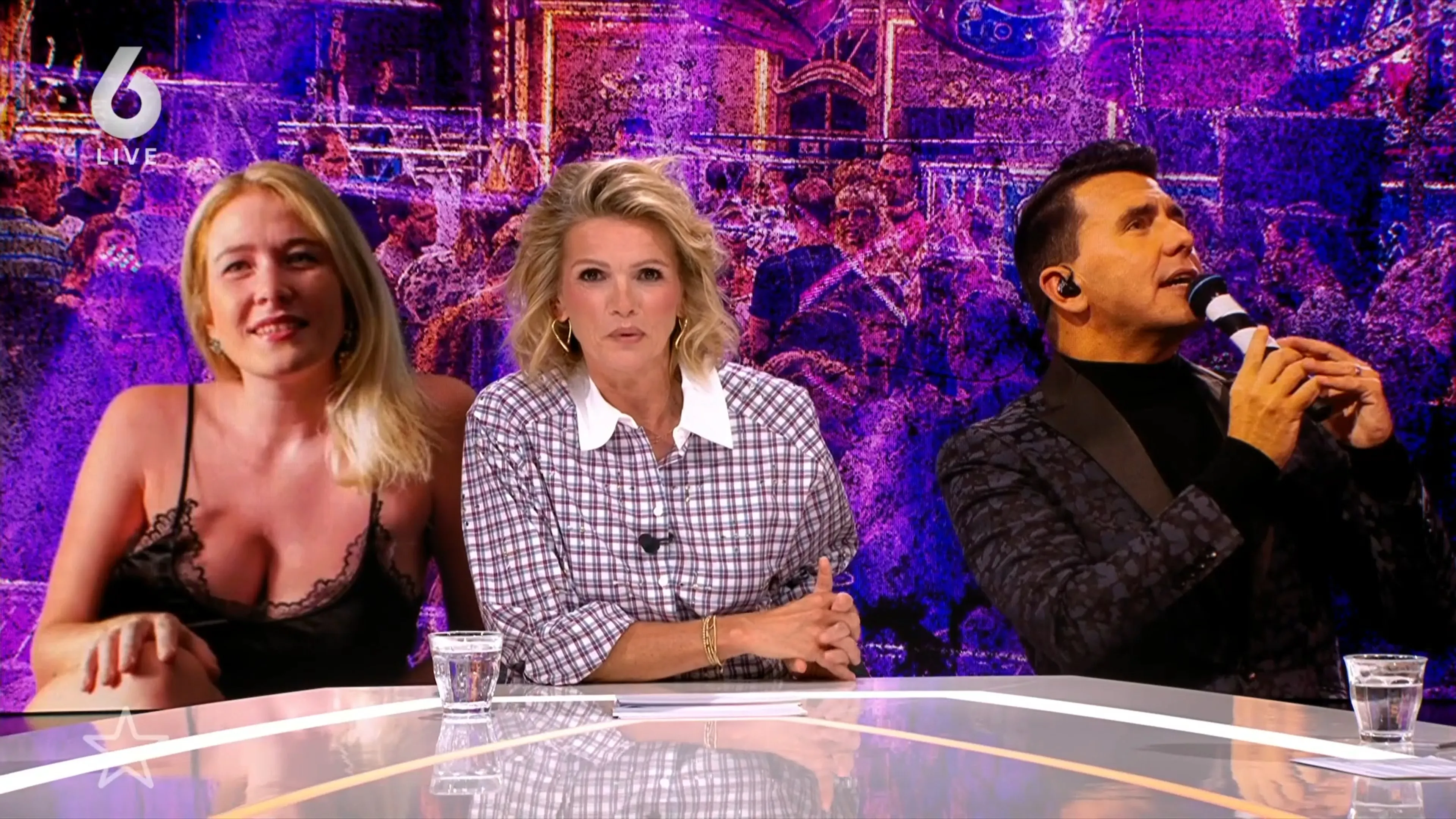 'Opvallend dat Jan Smit beelden van belaagster deelt'