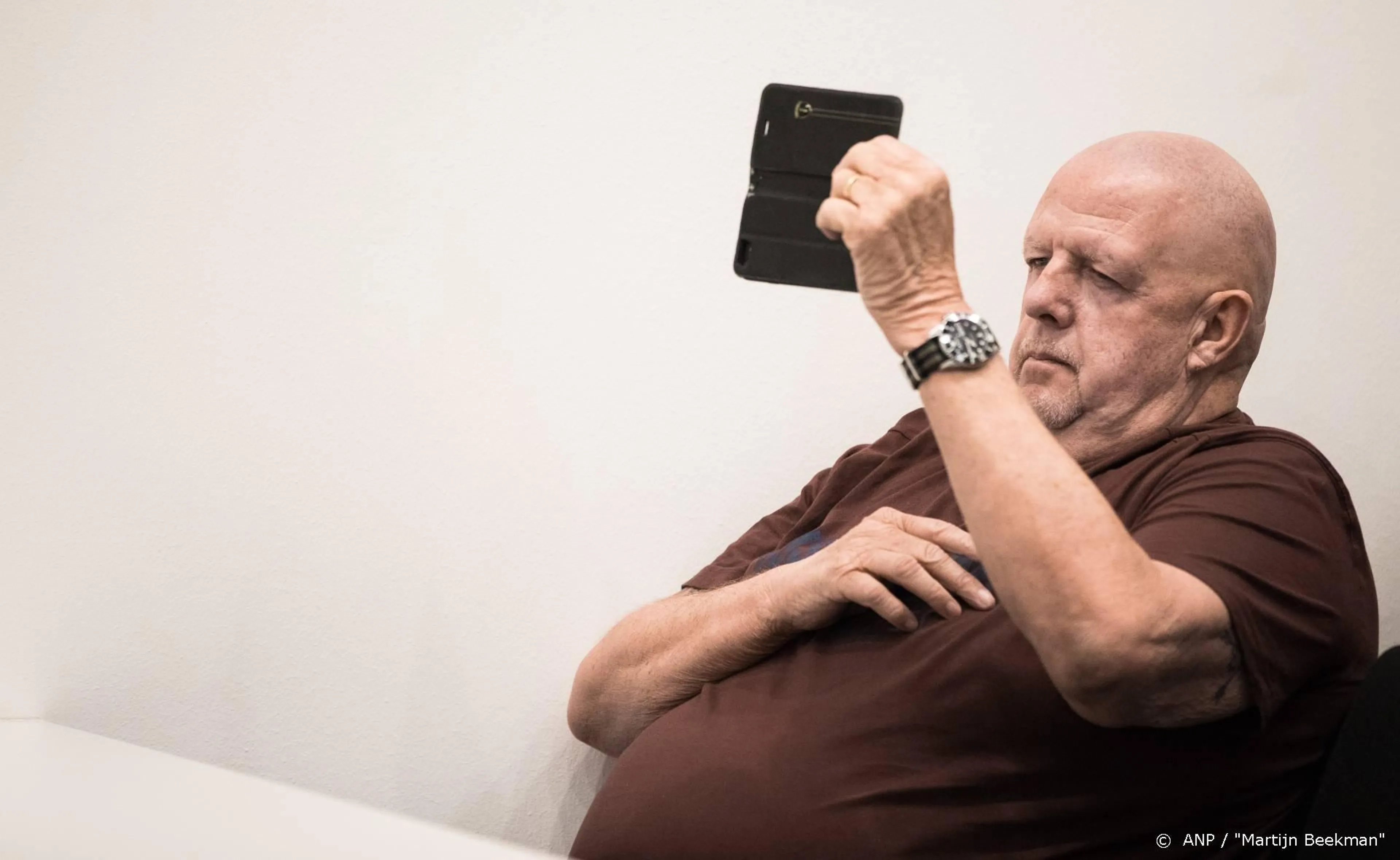 Henk Bres weer onder vuur door tweet over 'negers'
