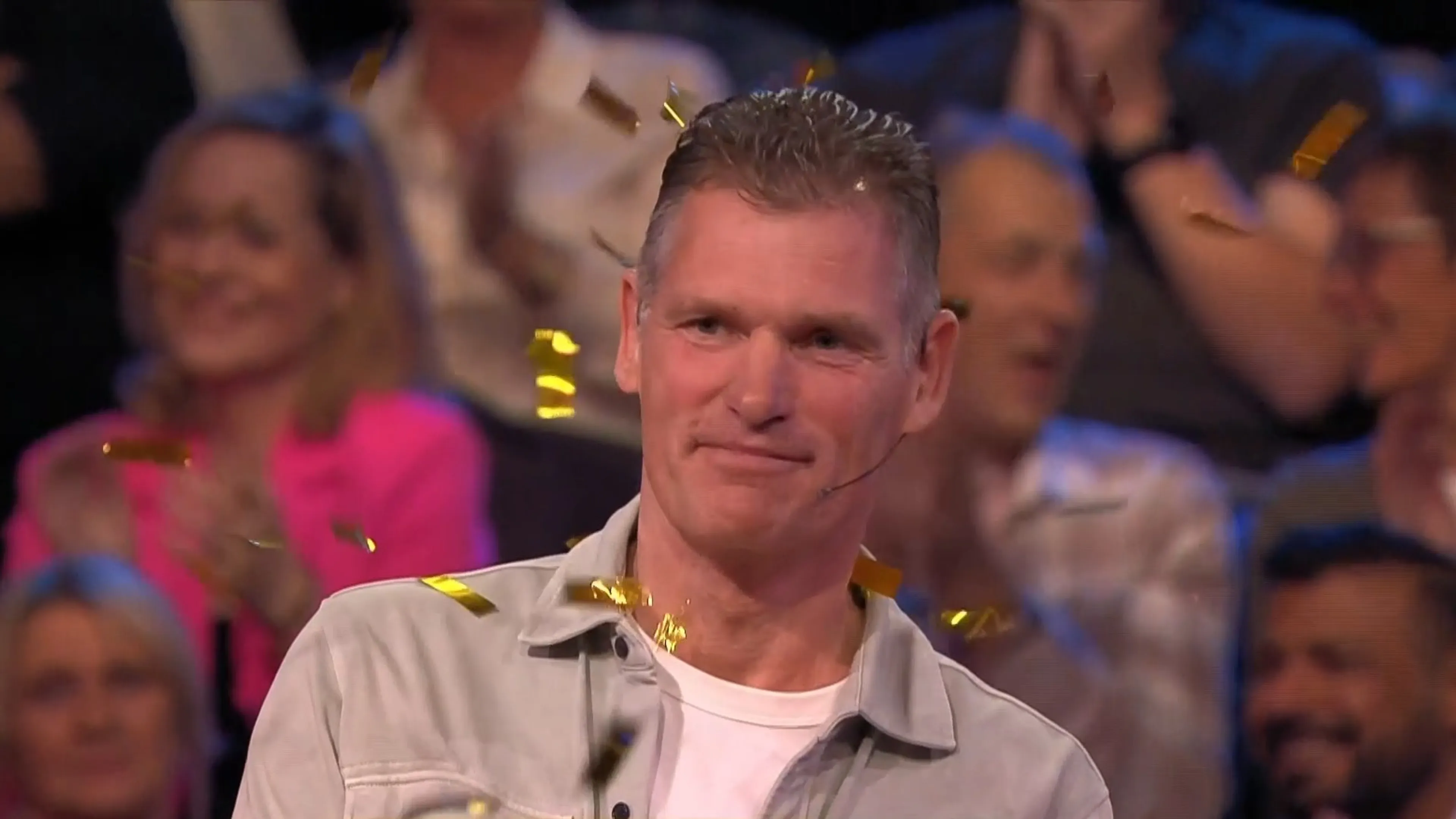 Tom slaat op de knop bij 245.000 euro! En dat was precies op tijd… (Postcode Loterij Miljoenenjacht)