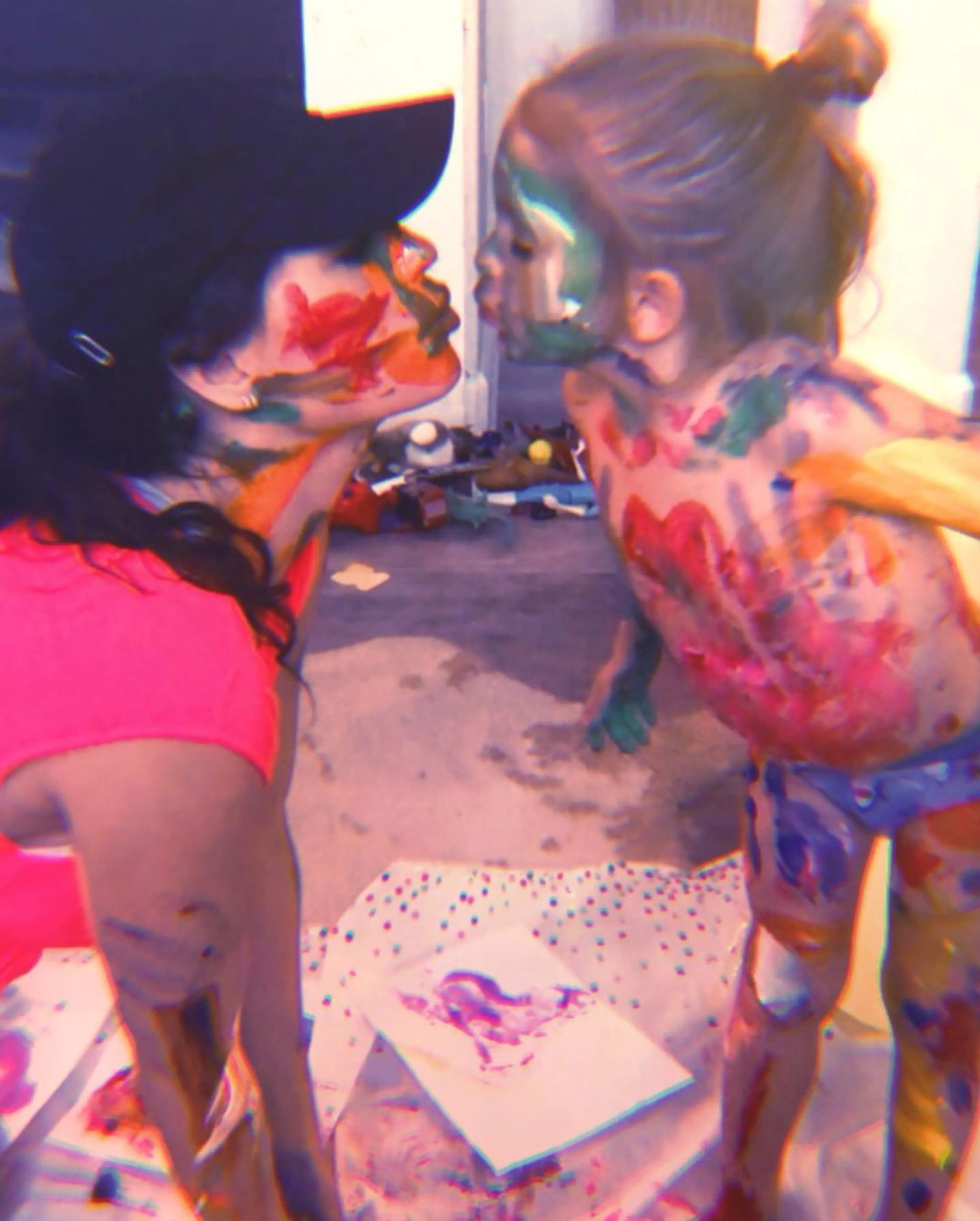 Yolanthe en Xess Xava kliederen er op los