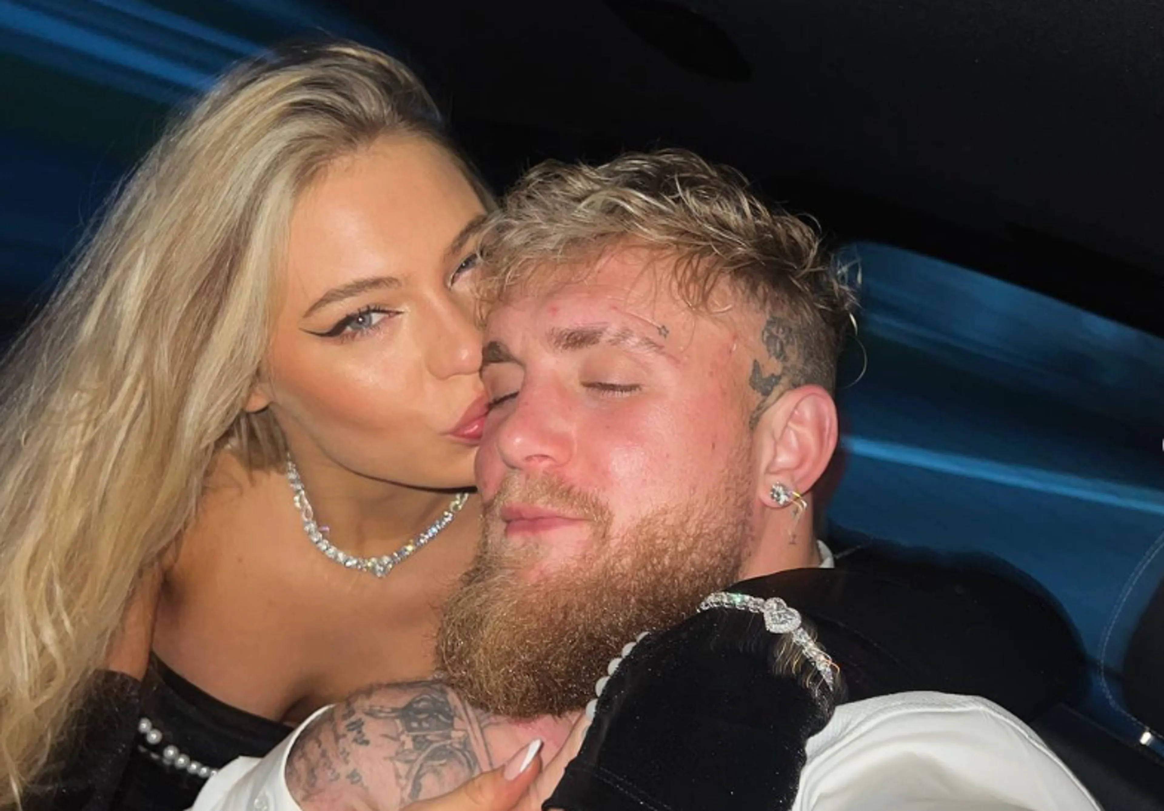 Jutta Leerdam en Jake Paul vieren hun eerste jubileum samen