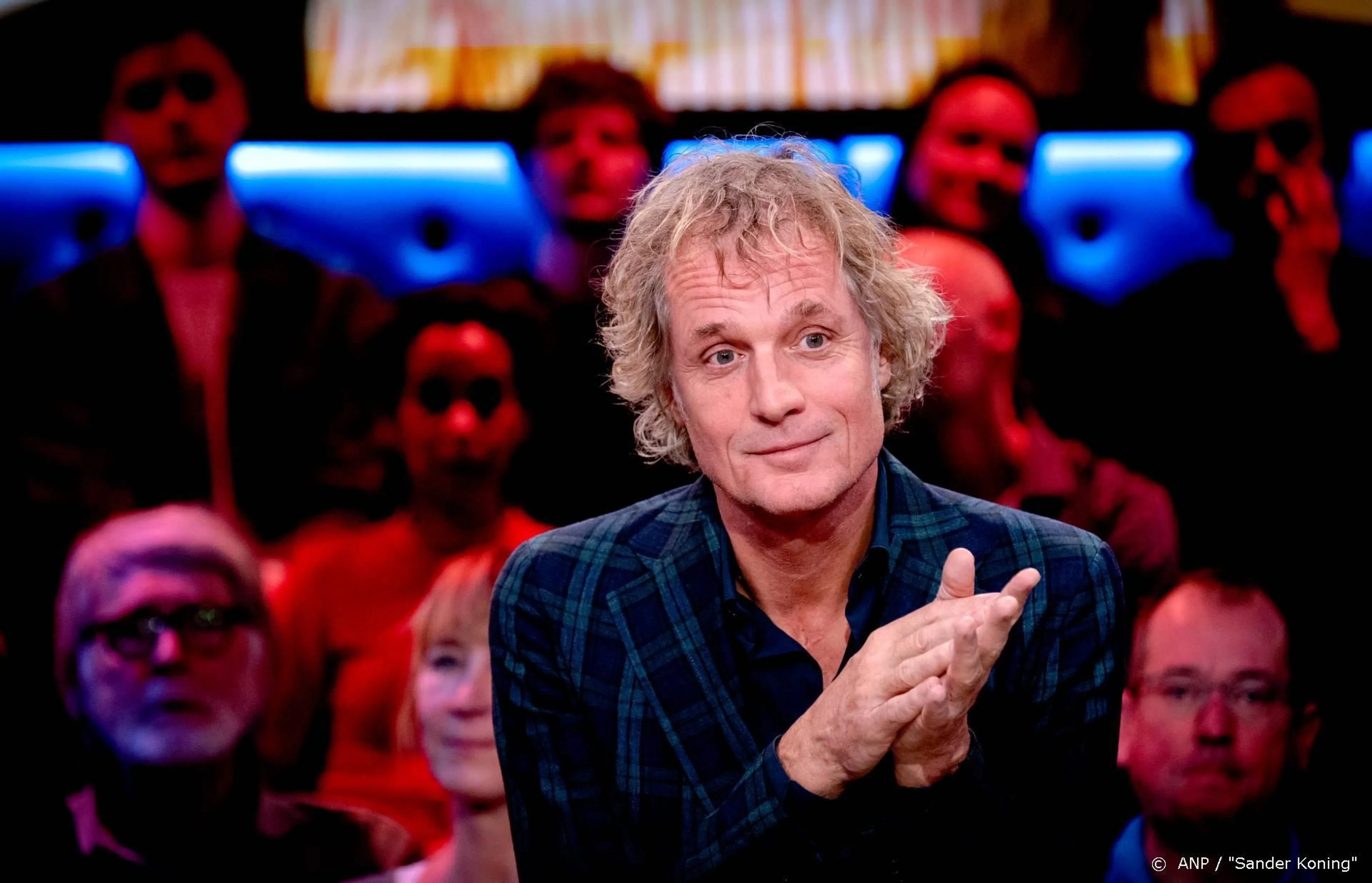 Jeroen Pauw en Fidan Ekiz presenteren Op1 zondag vanuit Uden