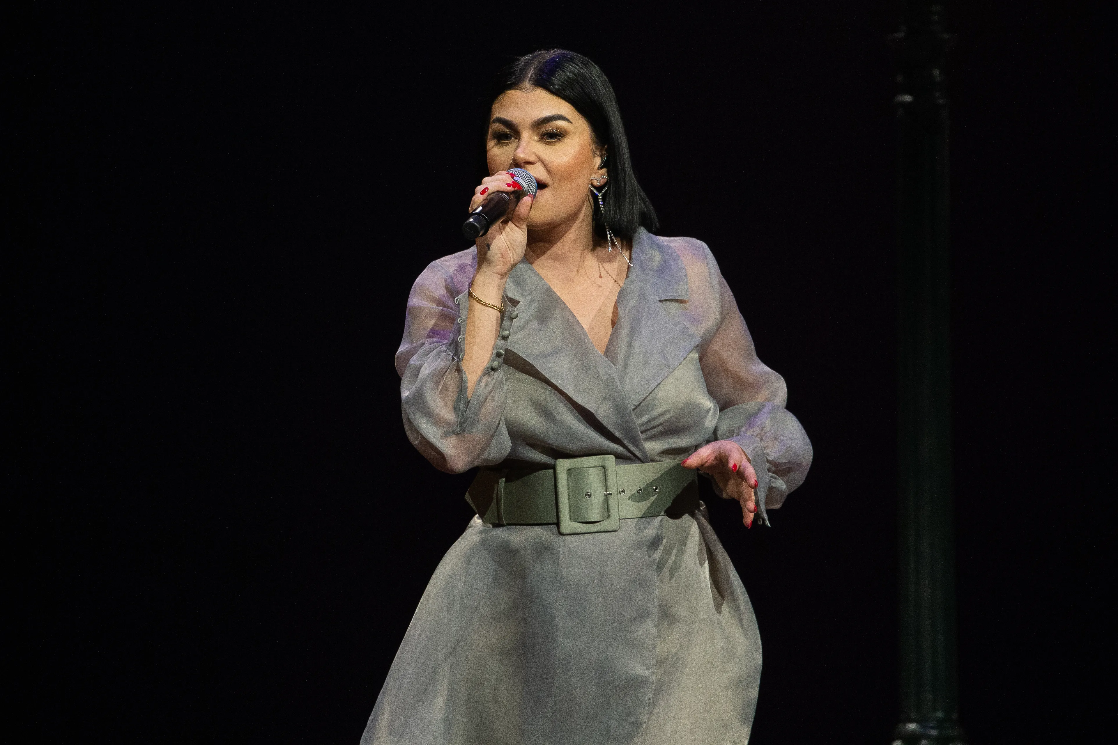 Roxeanne Hazes staat stil bij de vrijheid