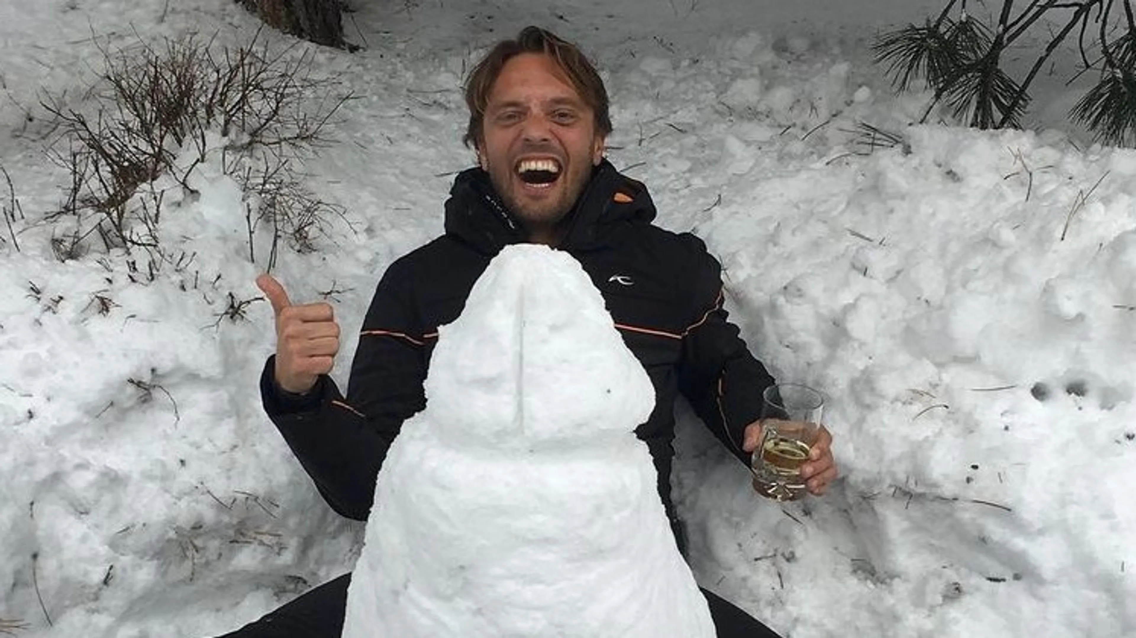 ZIEN: BN'ers grappen over en genieten van sneeuwbui