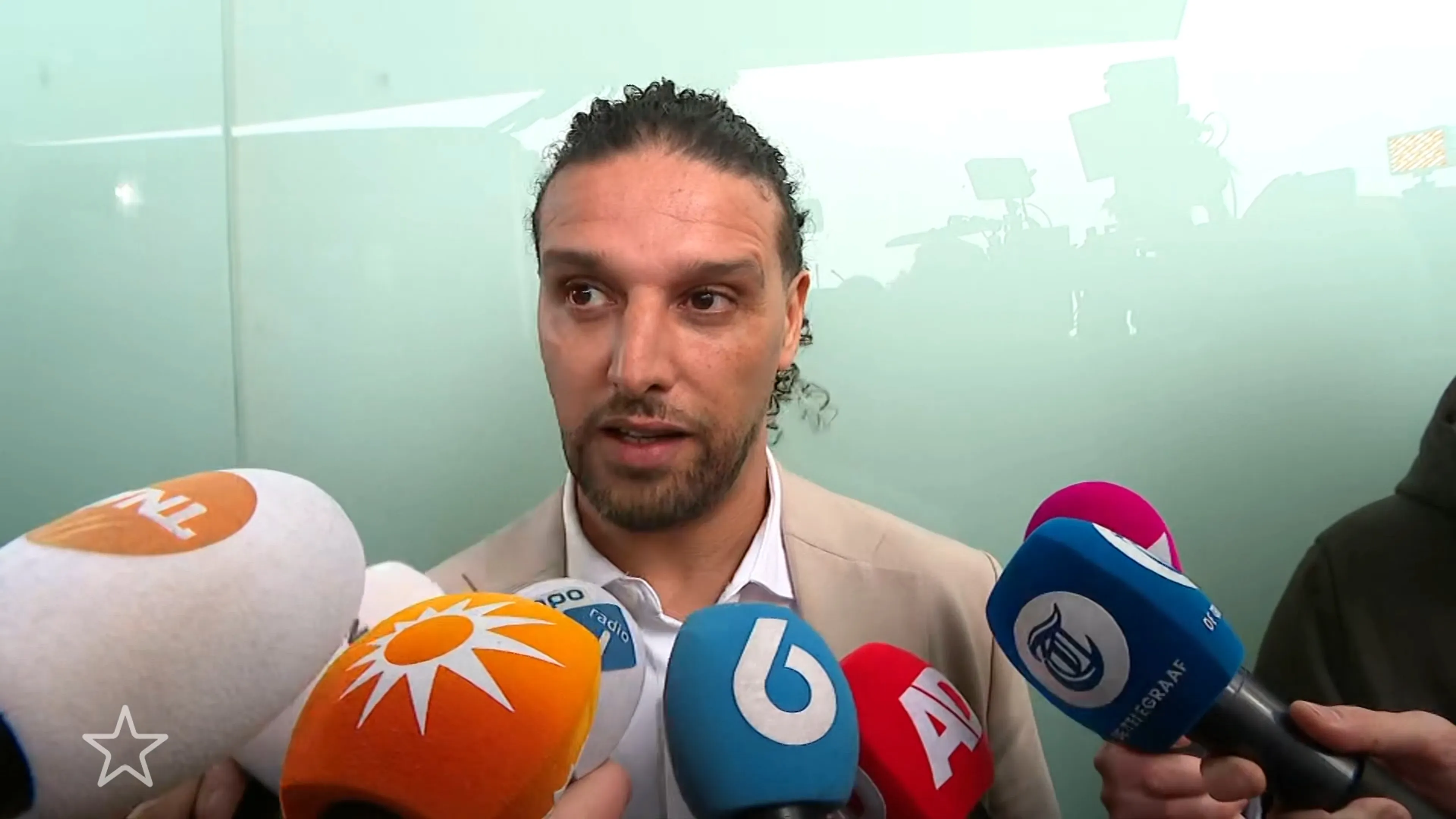 Ali B ontkent cocaïnegebruik