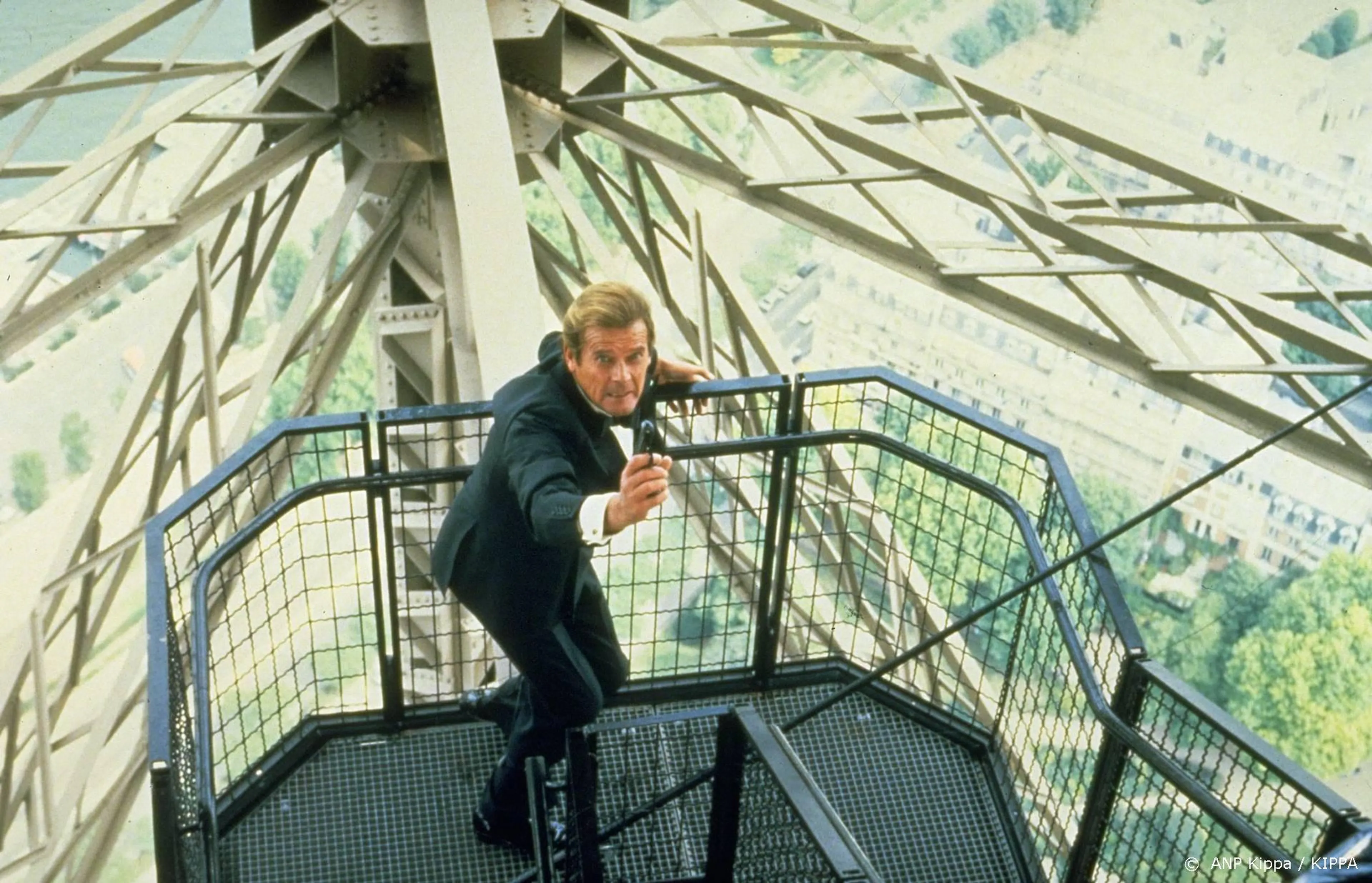 Door James Bond gebruikte wapens gestolen bij inbraak