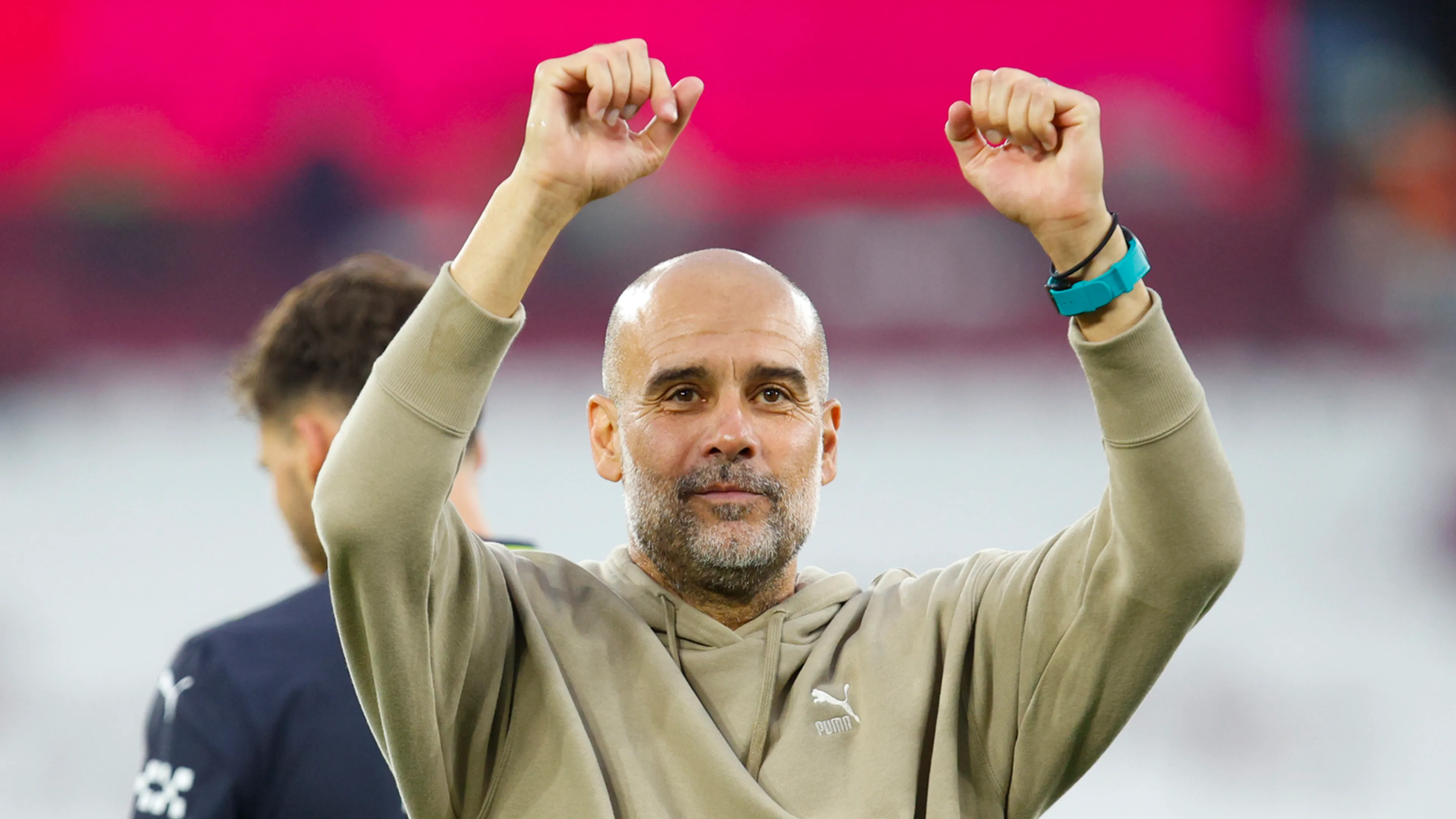 Guardiola verlengt tot de zomer van 2027 bij Manchester City