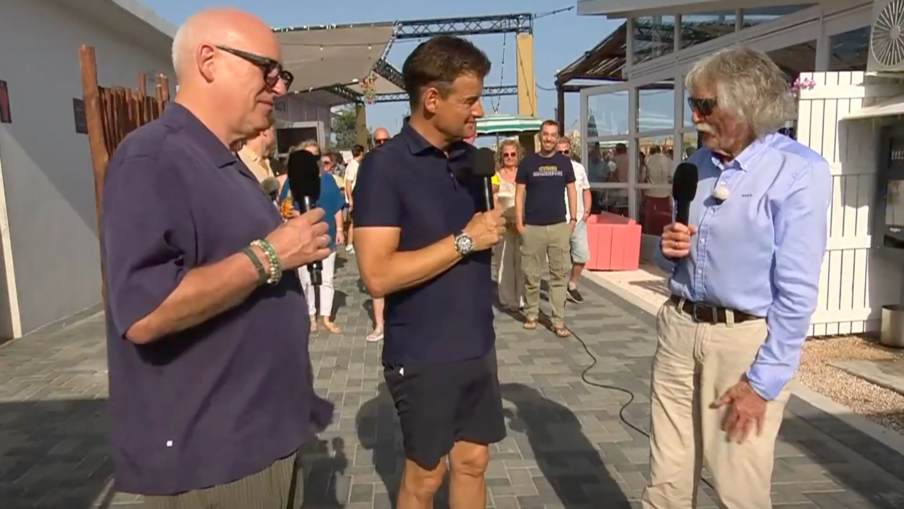 Hoe lang wil Johan Derksen nog doorgaan met Vandaag Inside?