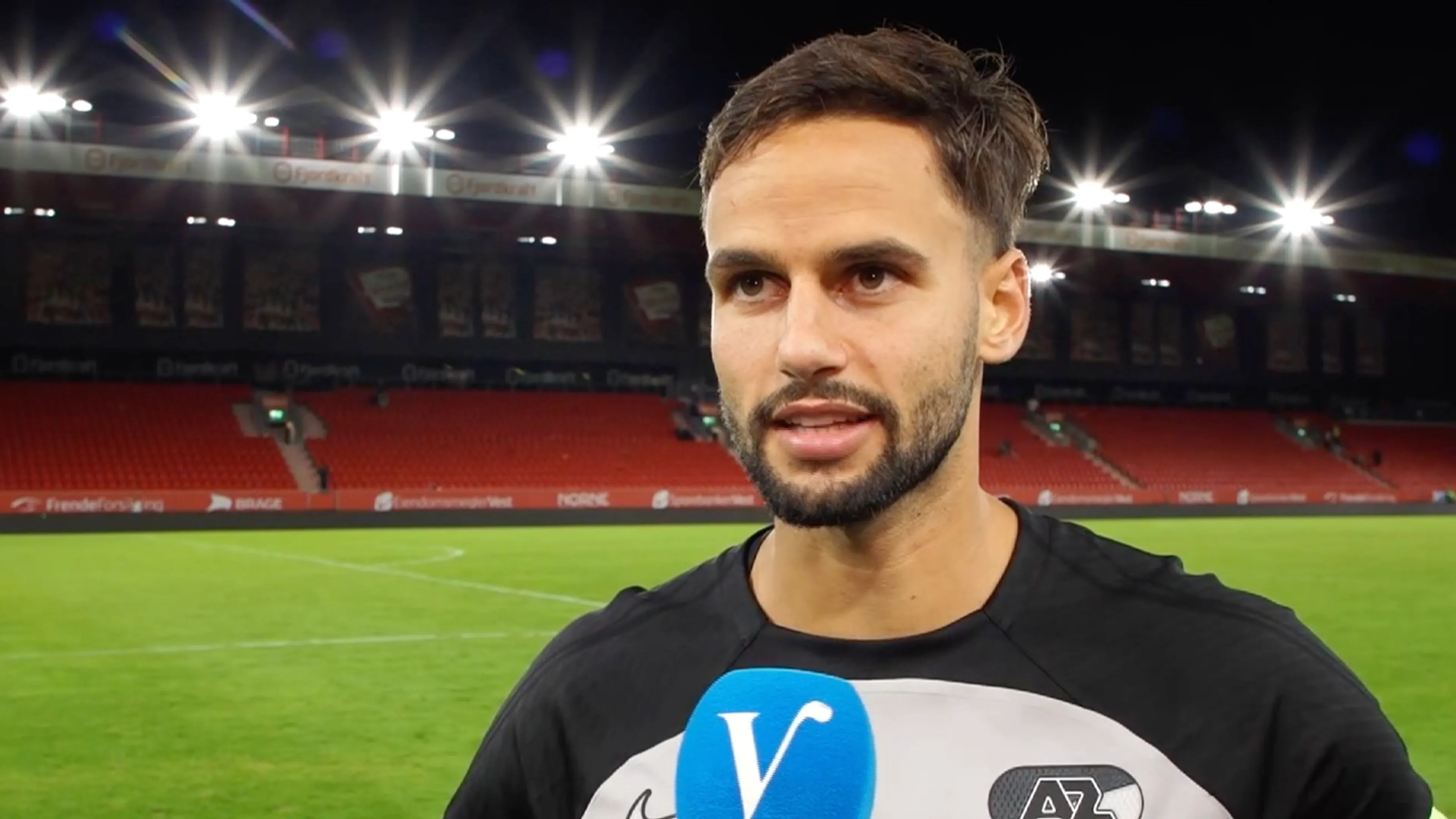 Hatzidiakos speelde laatste duel voor AZ: 'Ik wil iedereen bedanken binnen de club'
