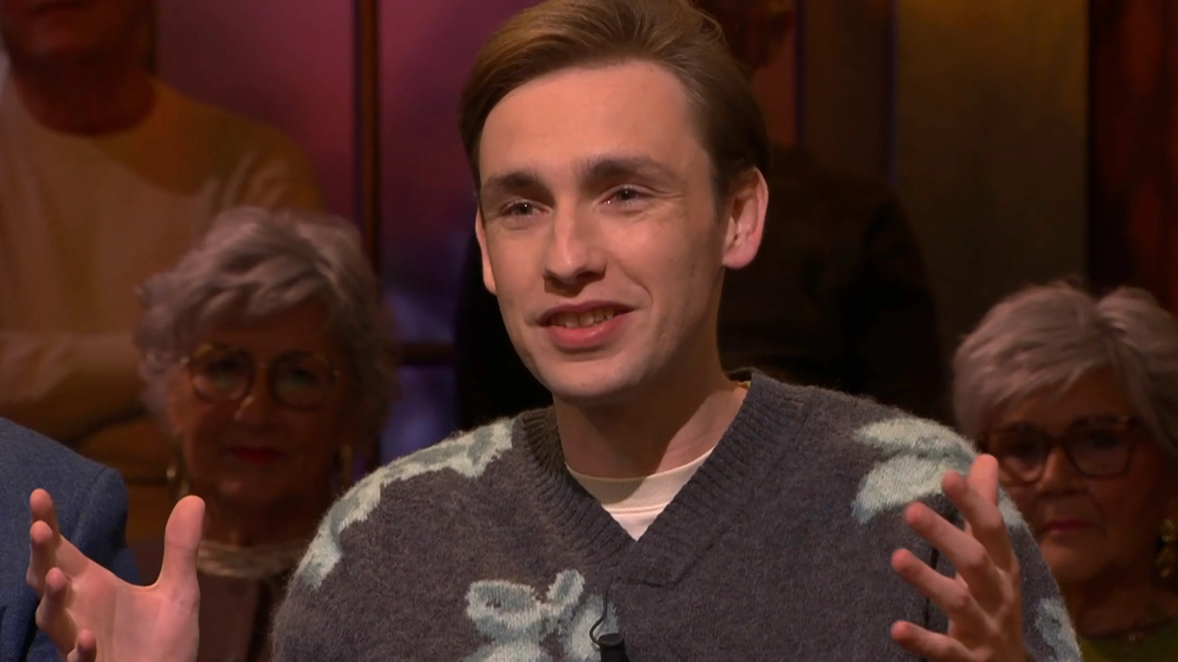 Nicky van der Gijp deelt foto uit huize Van der Gijp: ‘Het is een soort hondenasiel geworden'
