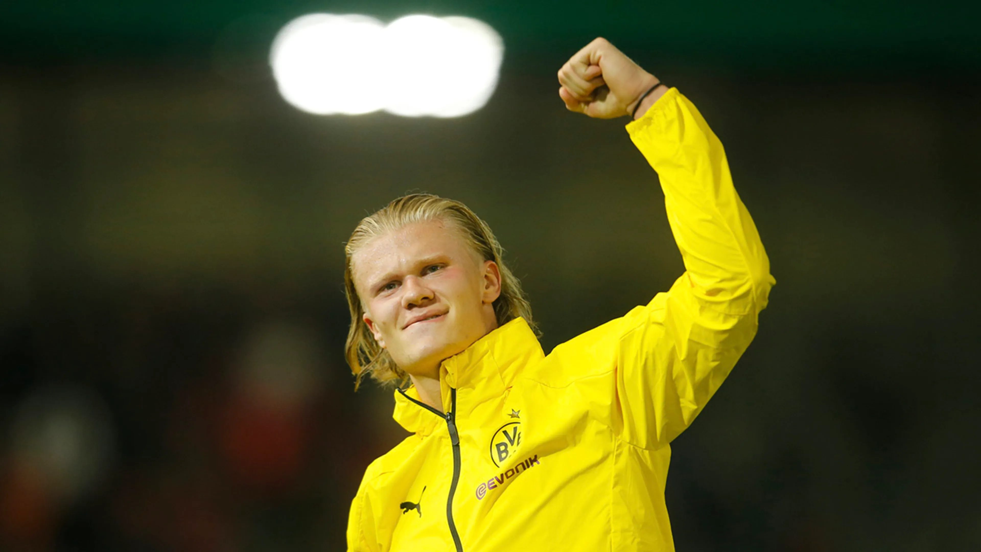 'Erling Haaland na medische keuring op weg naar Manchester City'