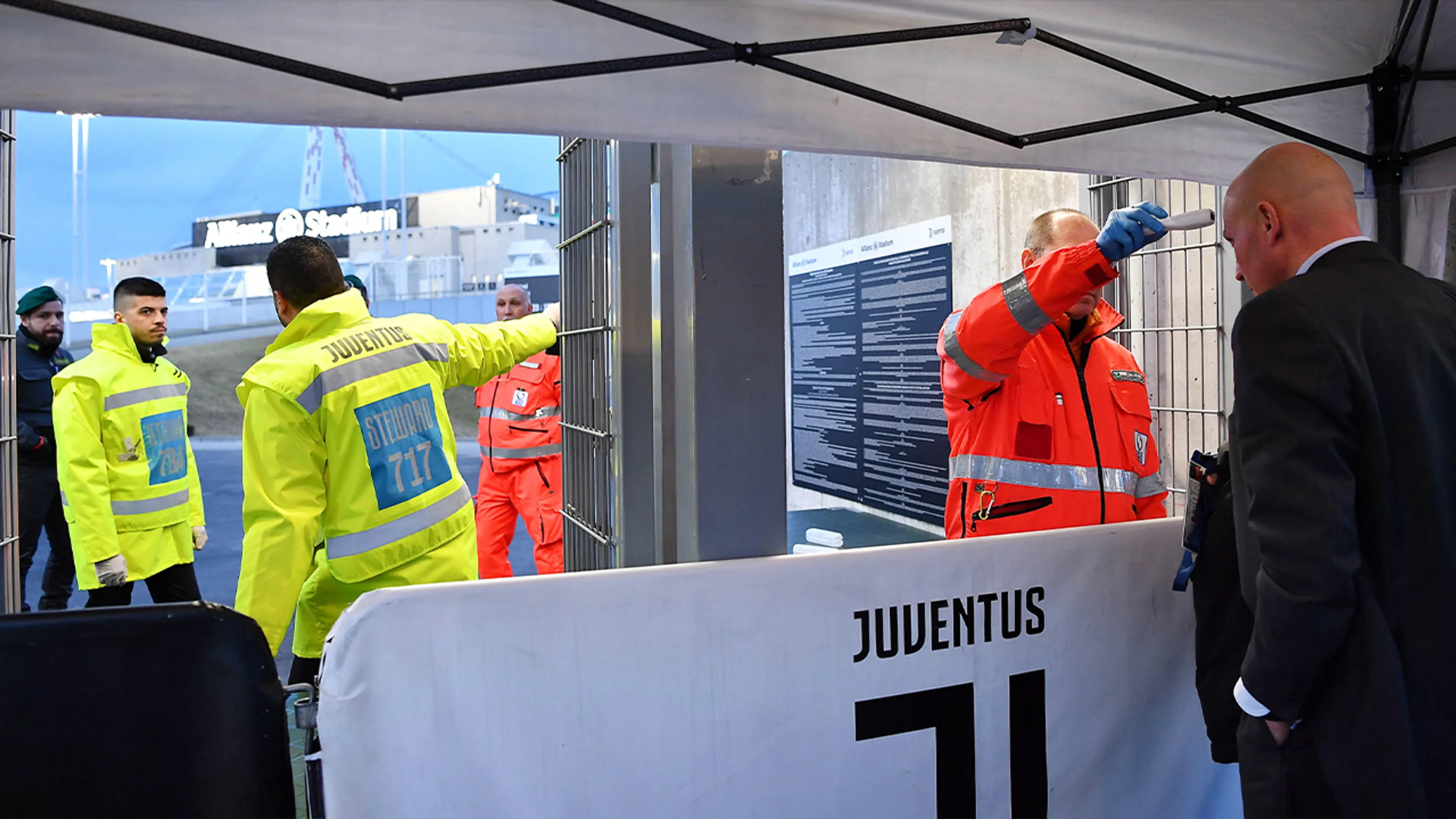 Italiaanse voetbalbond: eerst testen, dan trainen
