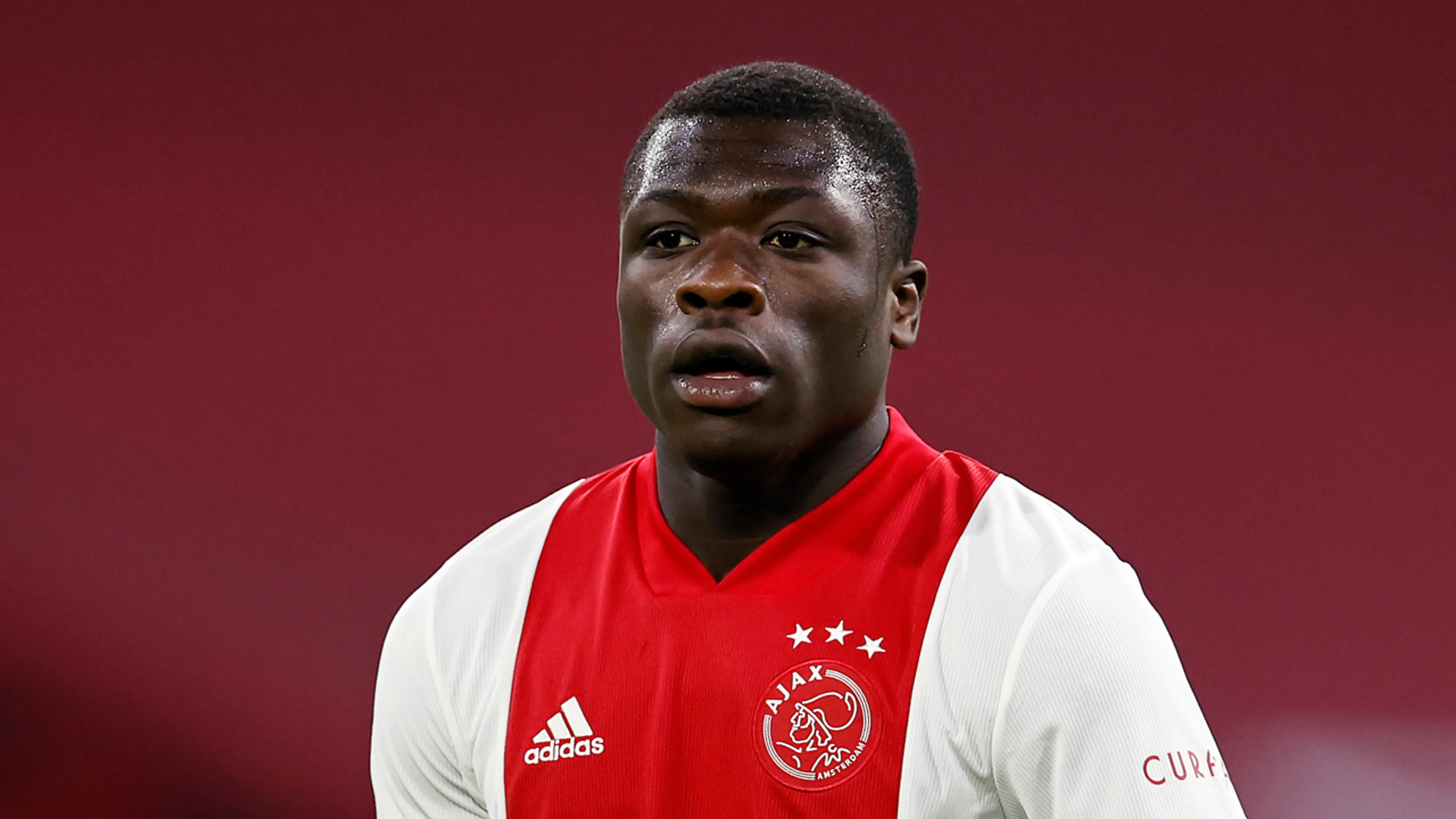 Overmars baalt nog altijd van vertrek Brobbey: ‘Hij hoort hier thuis'