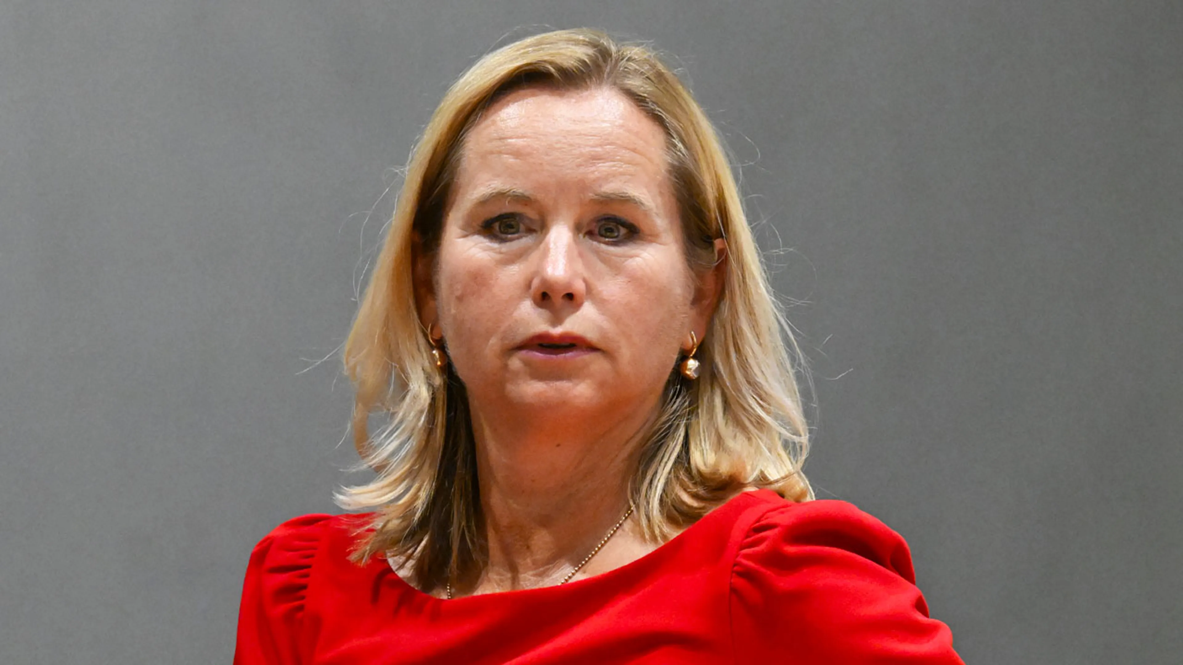 Kabinet wil opvang afgewezen asielzoekers in Oeganda verkennen