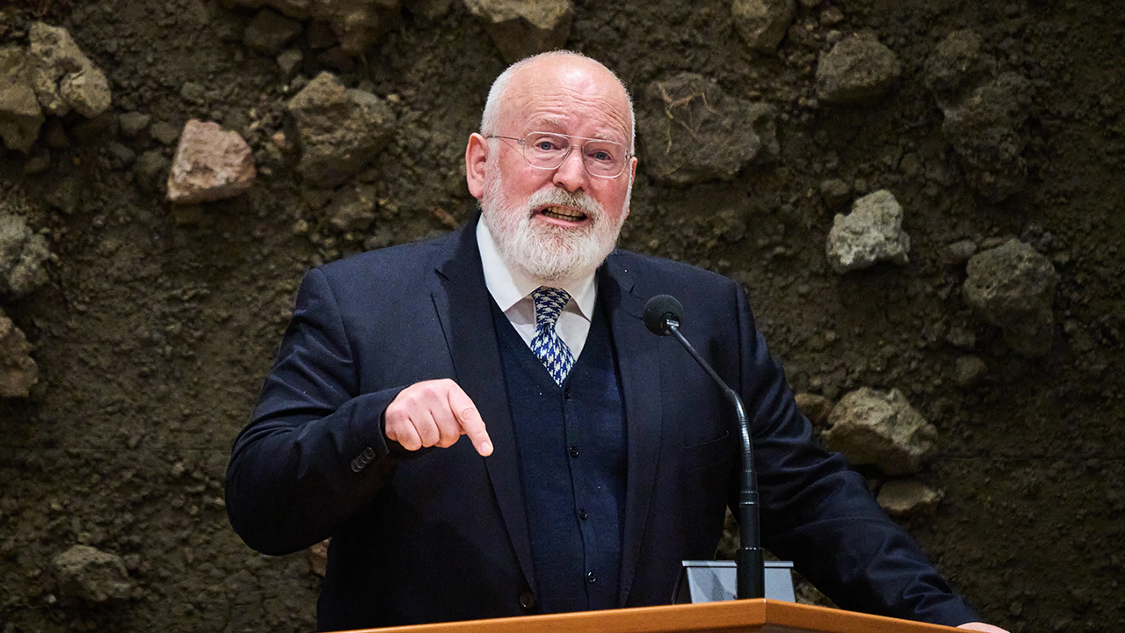 Frans Timmermans (GL-PvdA) wil zo snel mogelijk nieuwe linkse partij leiden